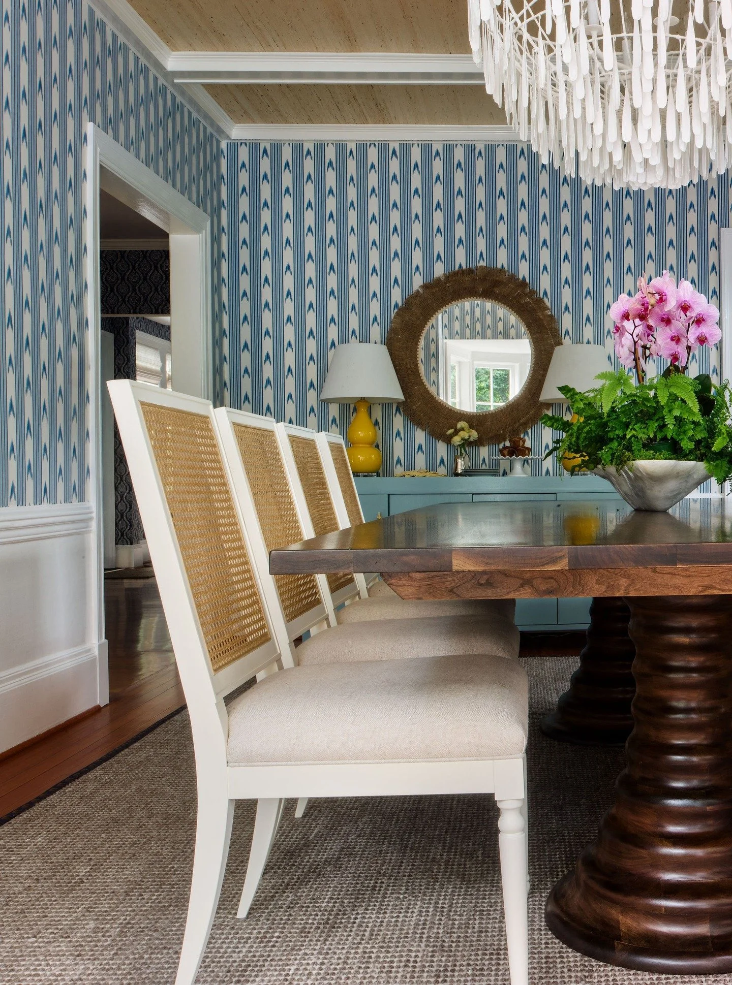 An elegant formal Dining Room is reimagined as a lively and family-centric space.

📸 : @radiferaphotography 

#artdesignpartners #homedesign #moderndesign #diningroomdesign #diningroommakeover #timeless #timelessinteriors #interiorstyling #interiors