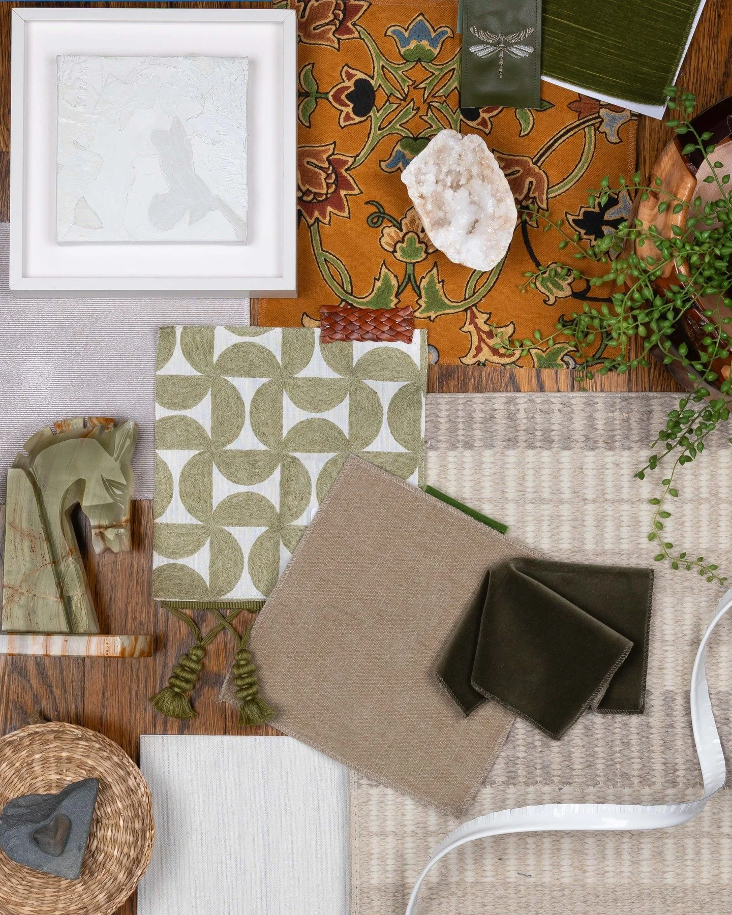 Ochre-toned Morris & Co. pillow fabric brings warmth (and an appropriately Halloween-ish vibe) to our client's sophisticated Family Room. 
📸 : @storyboxphotos 
#artdesignpartners #homedesign #moderndesign #familyroomdesign #moodboard #flatlay