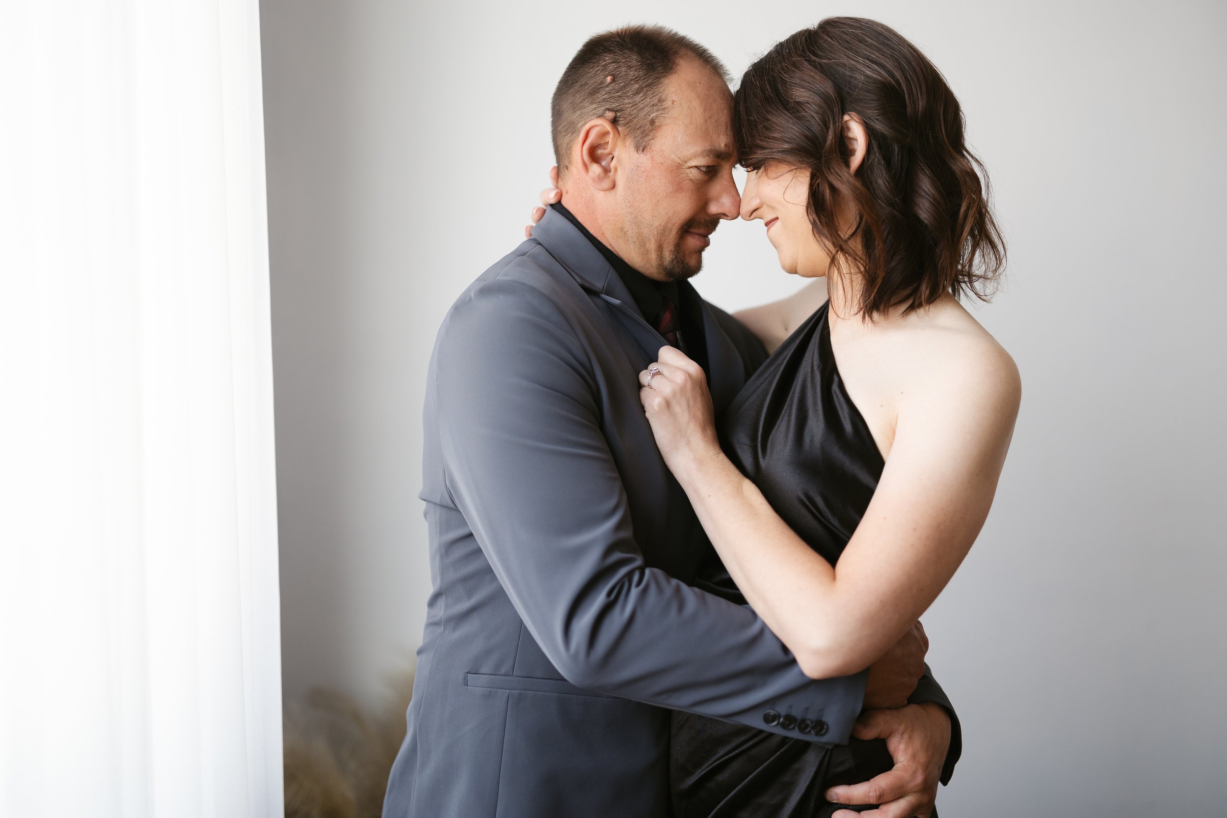 Amanda and Kevin Boudoir PEARL 2023 0026.jpg