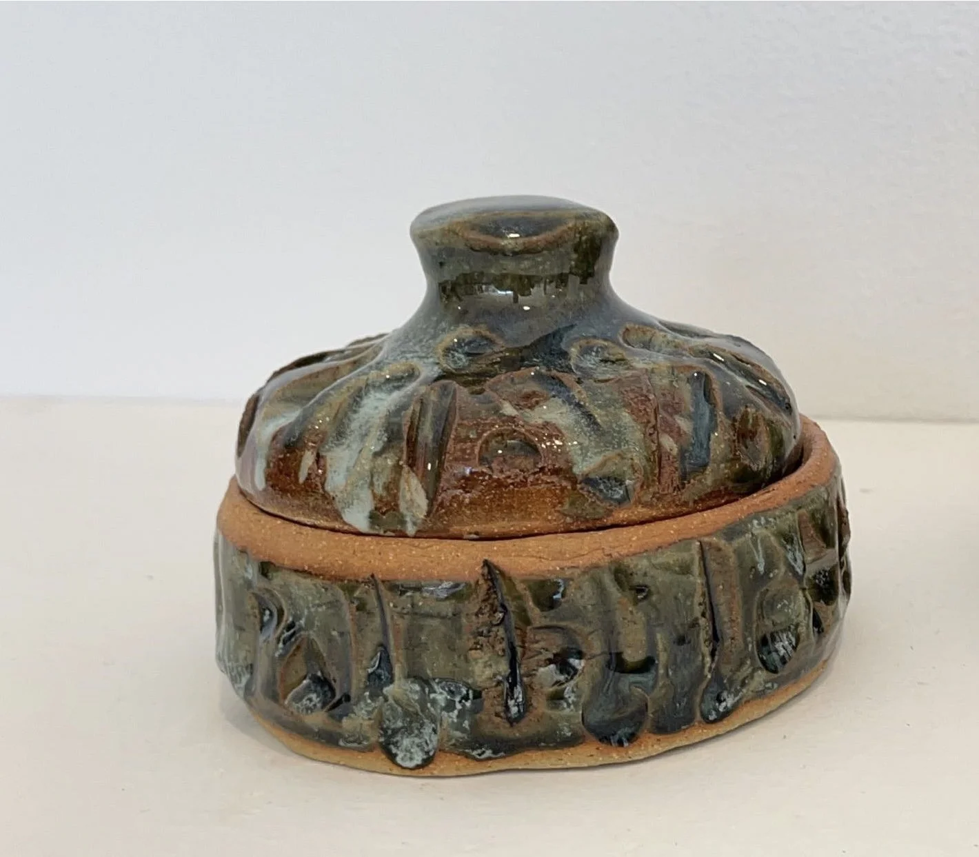 trinket box, 2023 (sold)