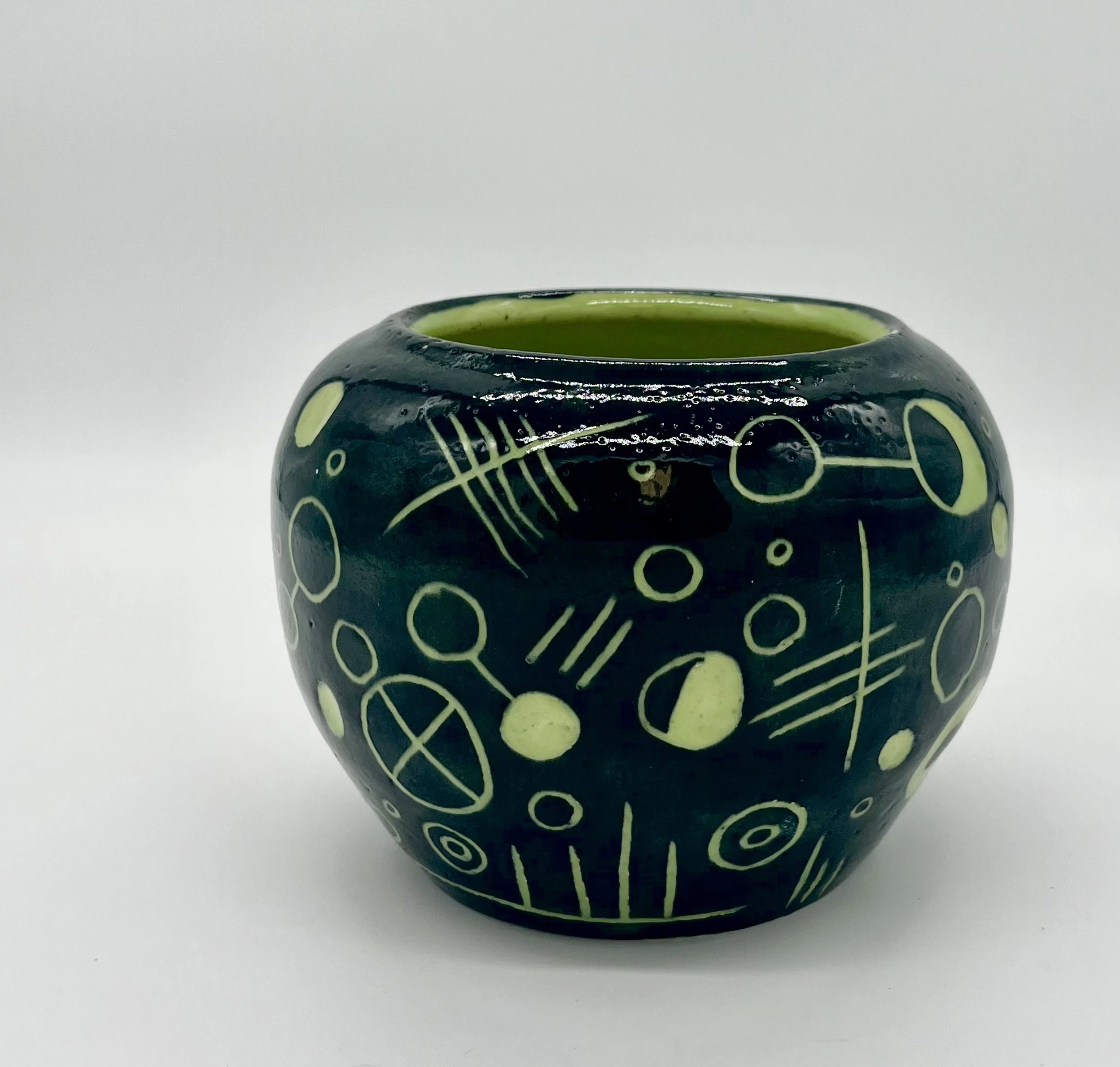 wheel-thrown sgraffito pot