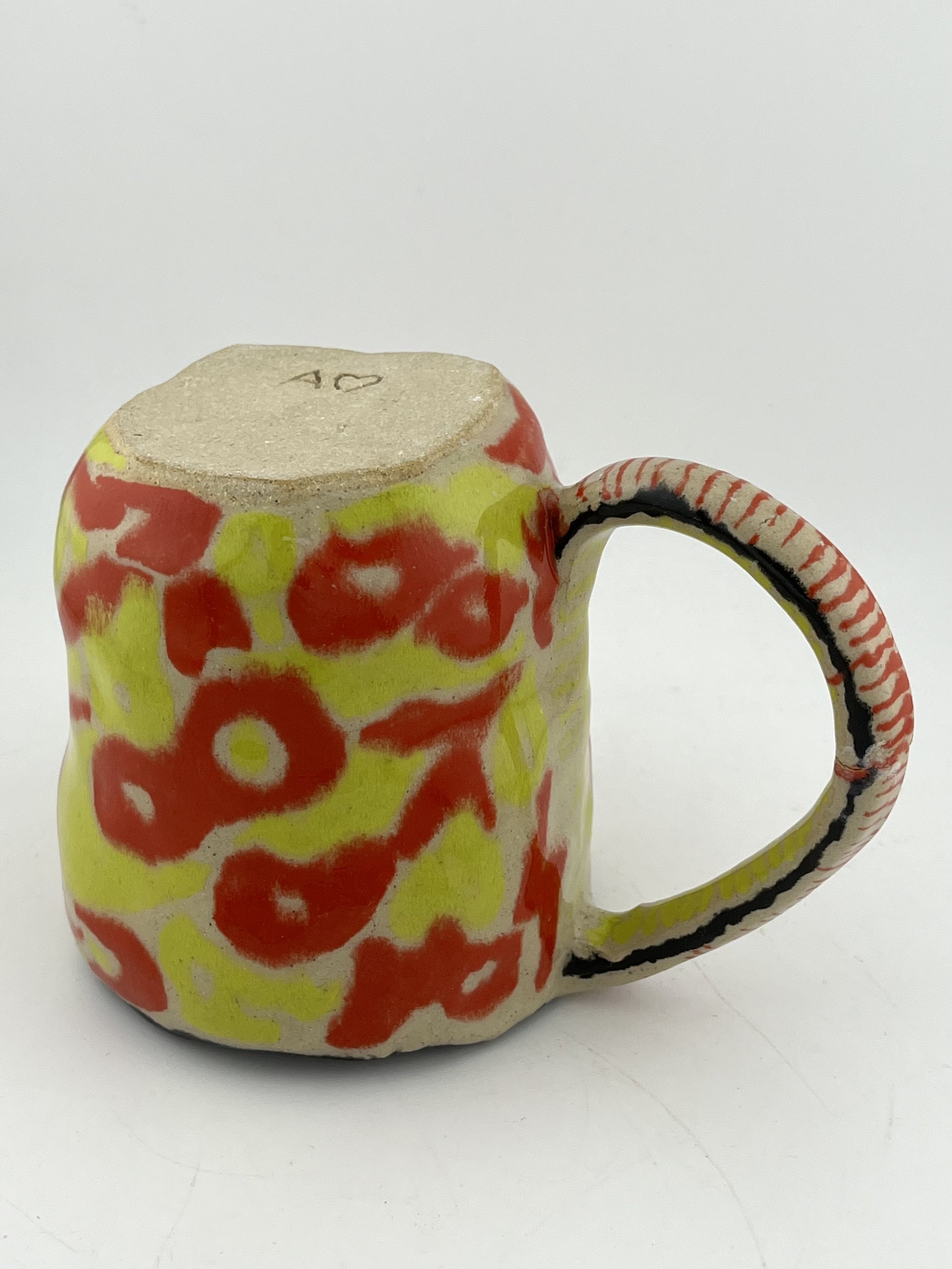 upside-down mug.