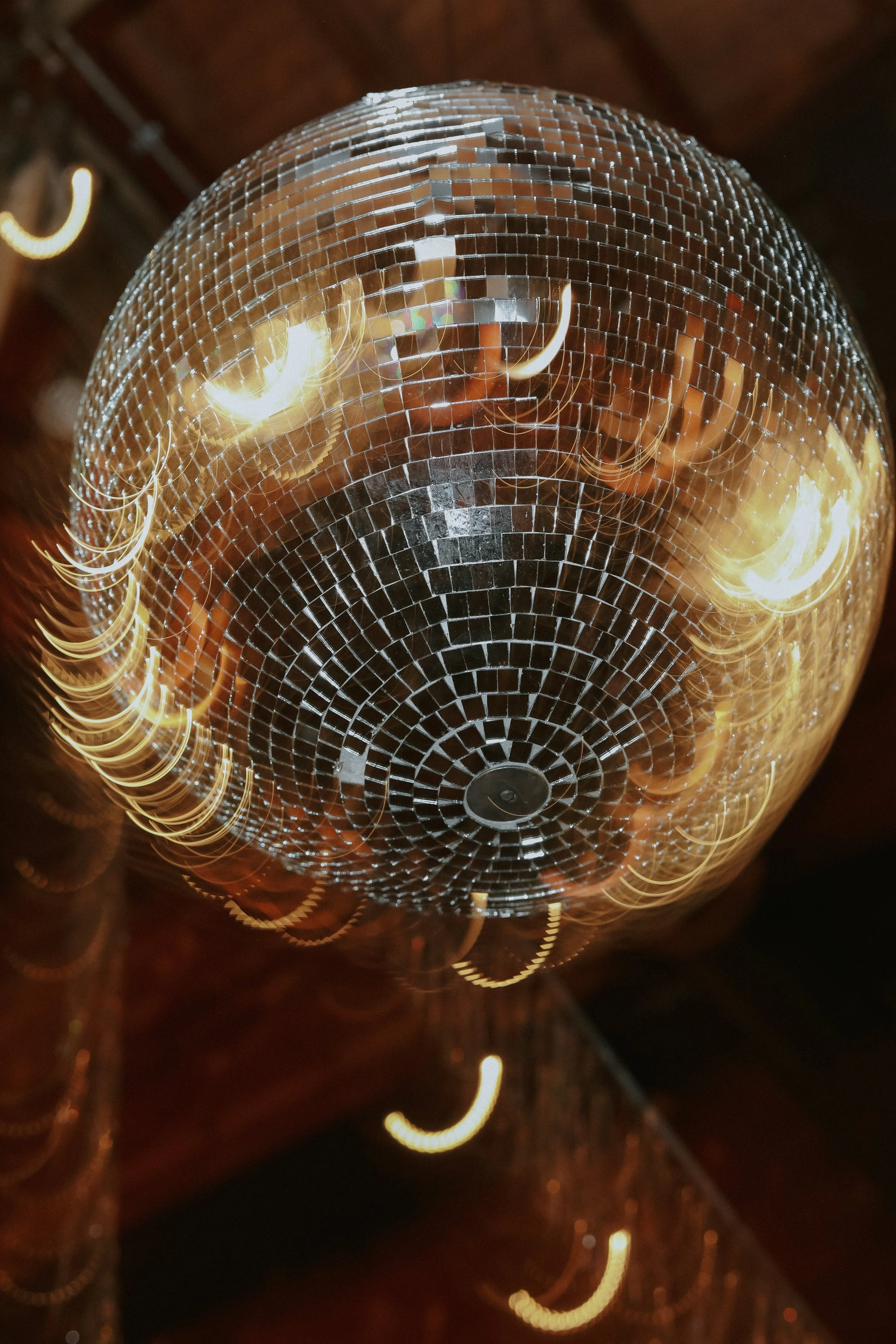 rebekah_bronwen_photography Baltimore wedding photographer, The Winslow, winter NYE wedding, flash photography 