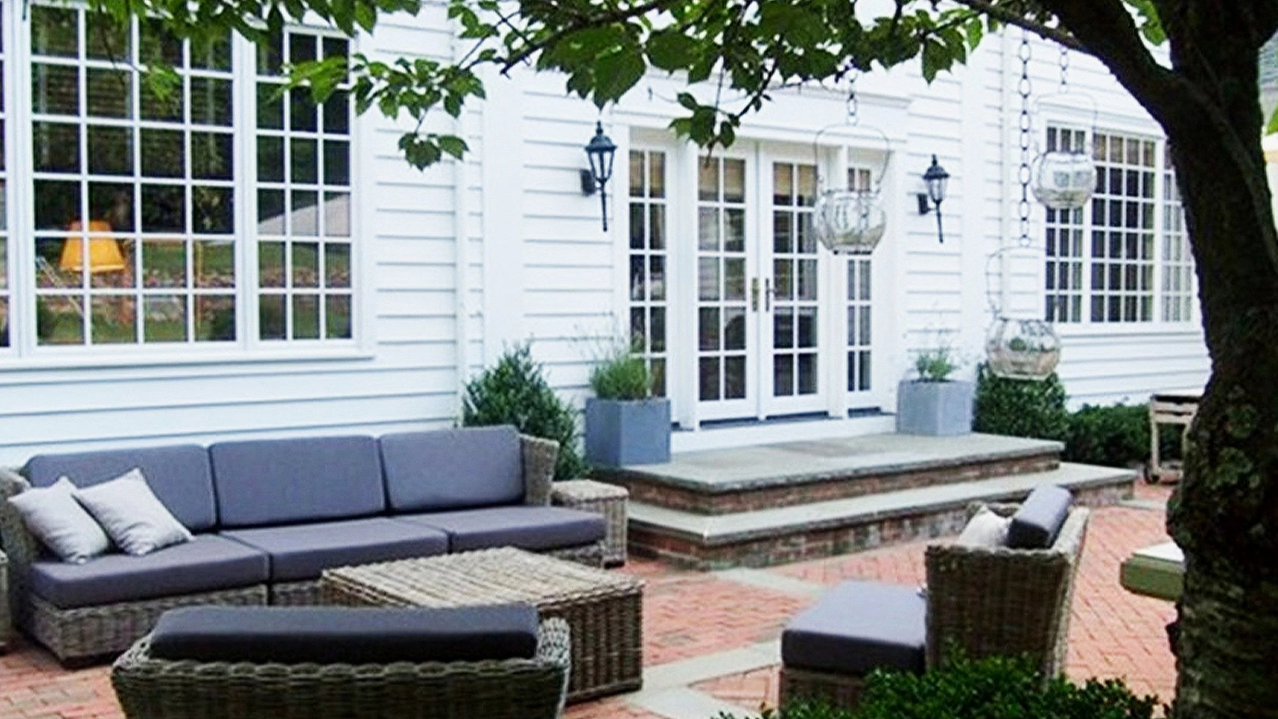 sands-point-garden-design-by-nina-van-alphen-interior-designer-long-island-nassau-county-new-york.jpg