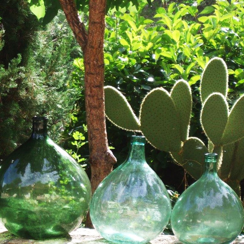 garden-pots-design-by-nina-van-alphen-long-island-hamptons-new-york.jpg