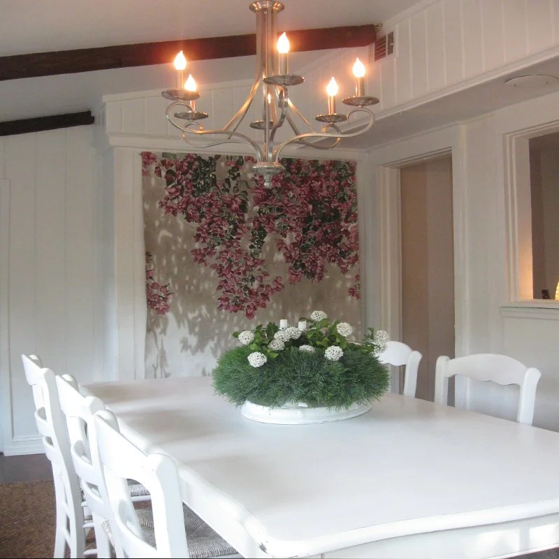 white-diningroom-interior-design-by-nina-van-alphen-design-long-island-new-york.jpg