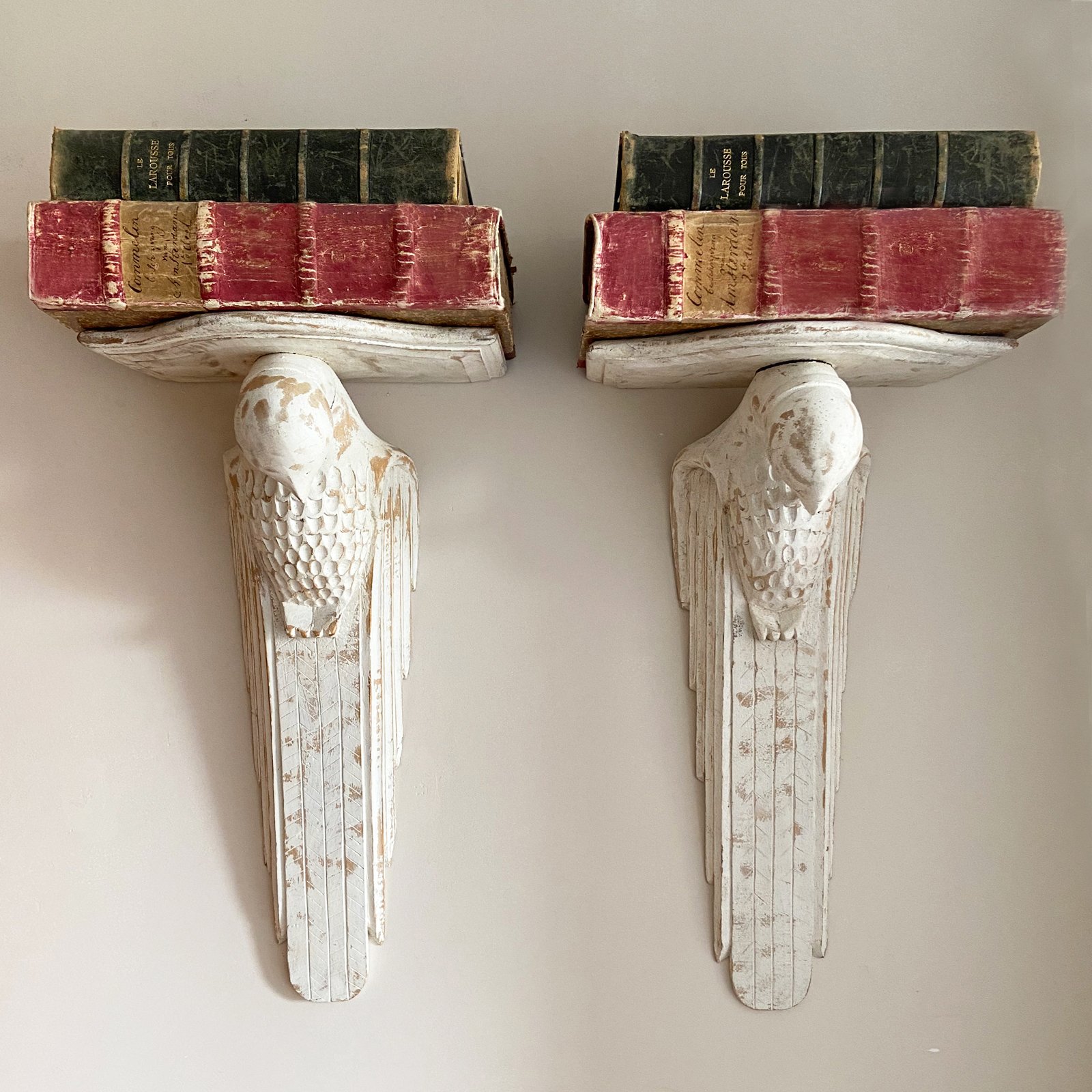 book-styling-livingroom-styling-interior-stylist-nina-van-alphen-new-york-nassau-county-long-island-hamptons.jpg