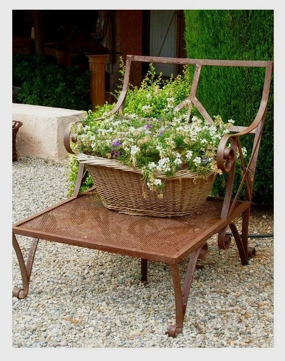 TUIN ROEST STOEL.jpg