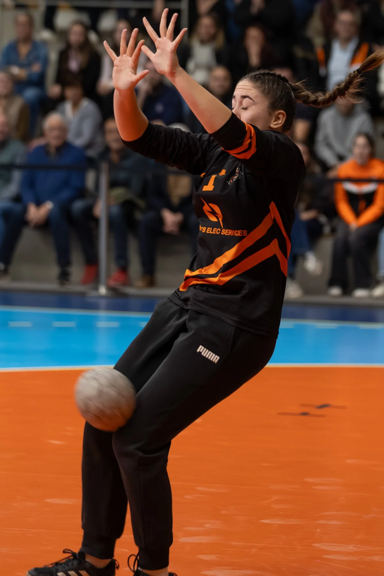 Gardienne de but handball HBC Saint-Laurent - Vidéaste sport Lyon Anthony Junet - Réflexe sportif défense