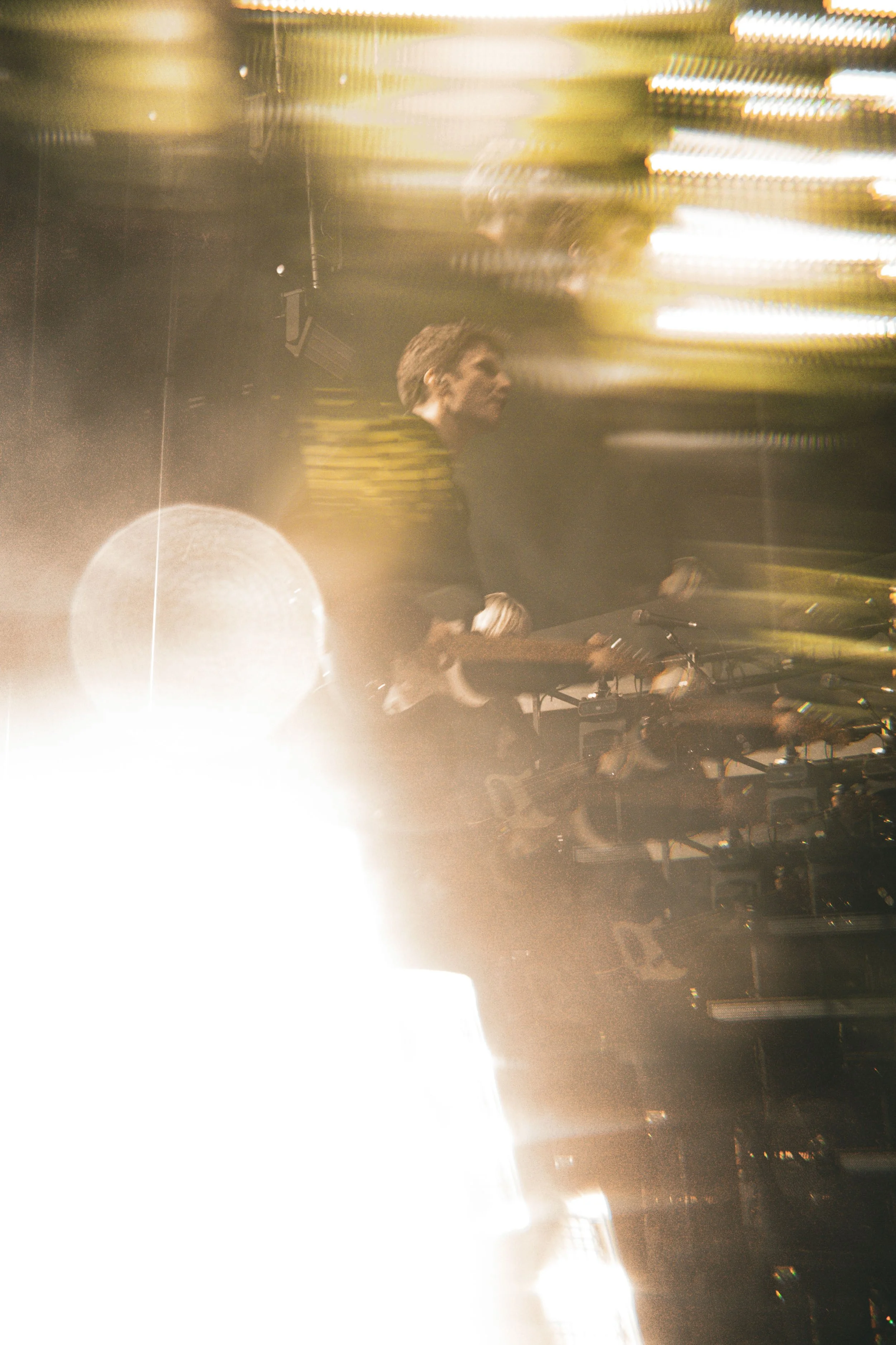 Aaron_Madigan_ayaymad_Flipturn__18A8214-3.jpg