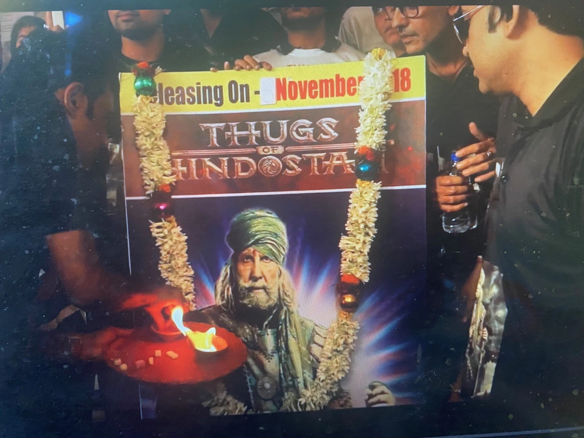 Worship of Film poster of Amitabh, Thugs of Hindostan, 2018