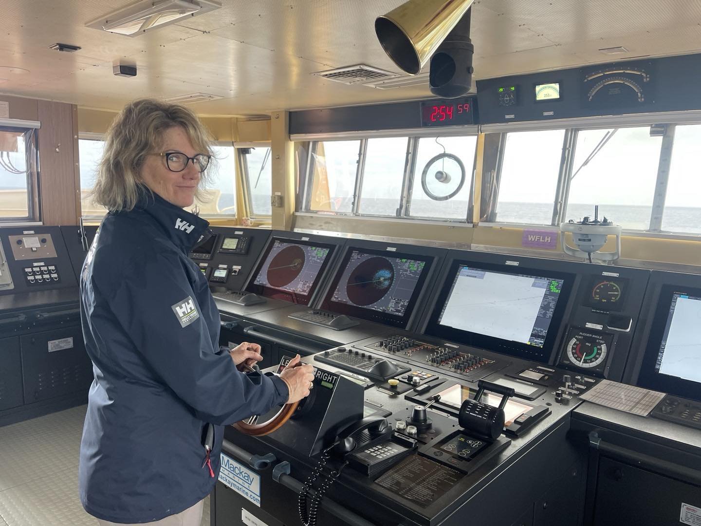 I got to &ldquo;drive the bus&rdquo; so to speak. Out in the middle of the Pacific Ocean, I learned how to steer a container ship.  Super cool!  Kinda scary to be in charge of such a large moving object. #containership #supercool #pacificocean @pacif