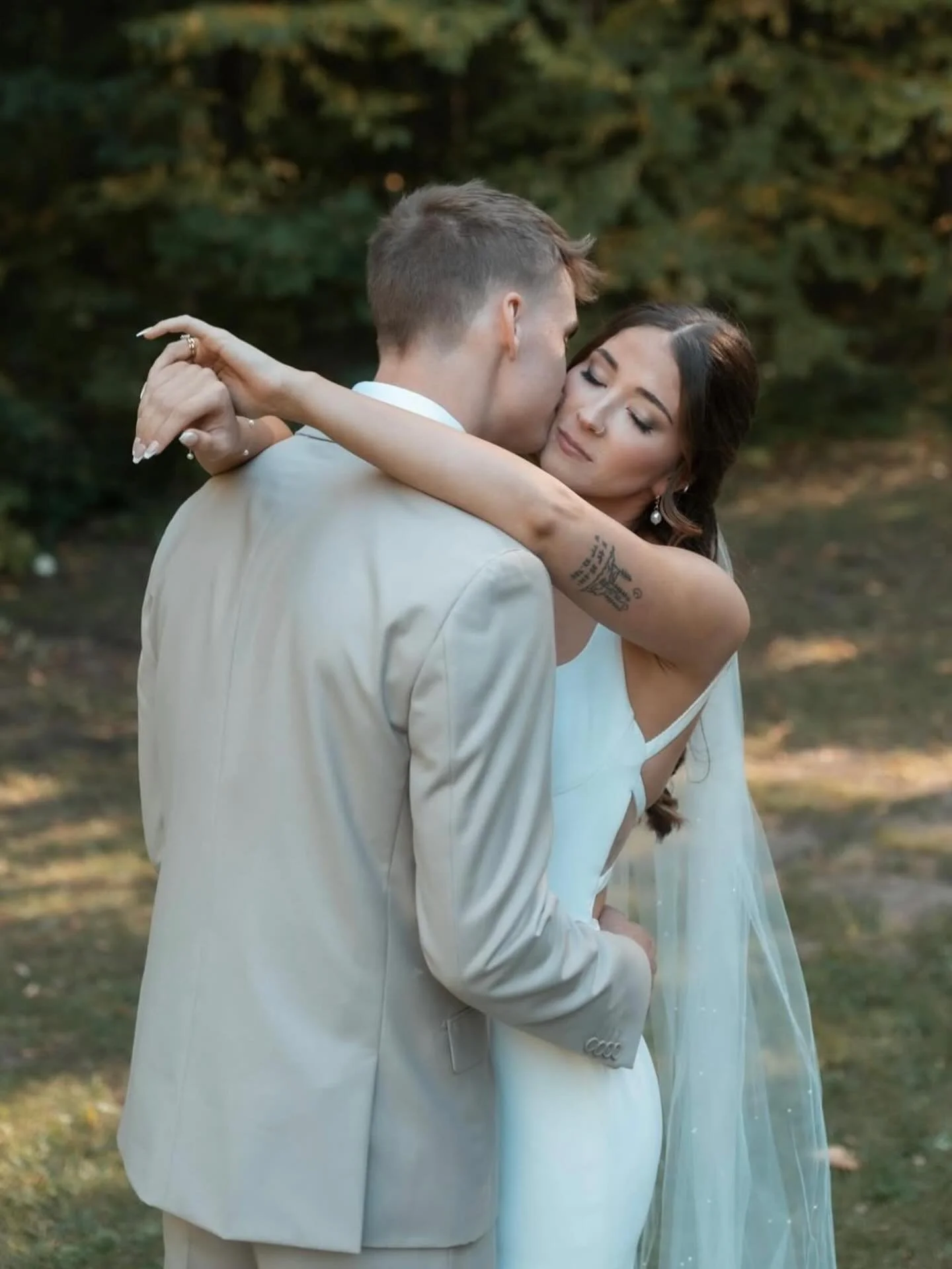 Bridal tan 🥂

@zmimagery 📸