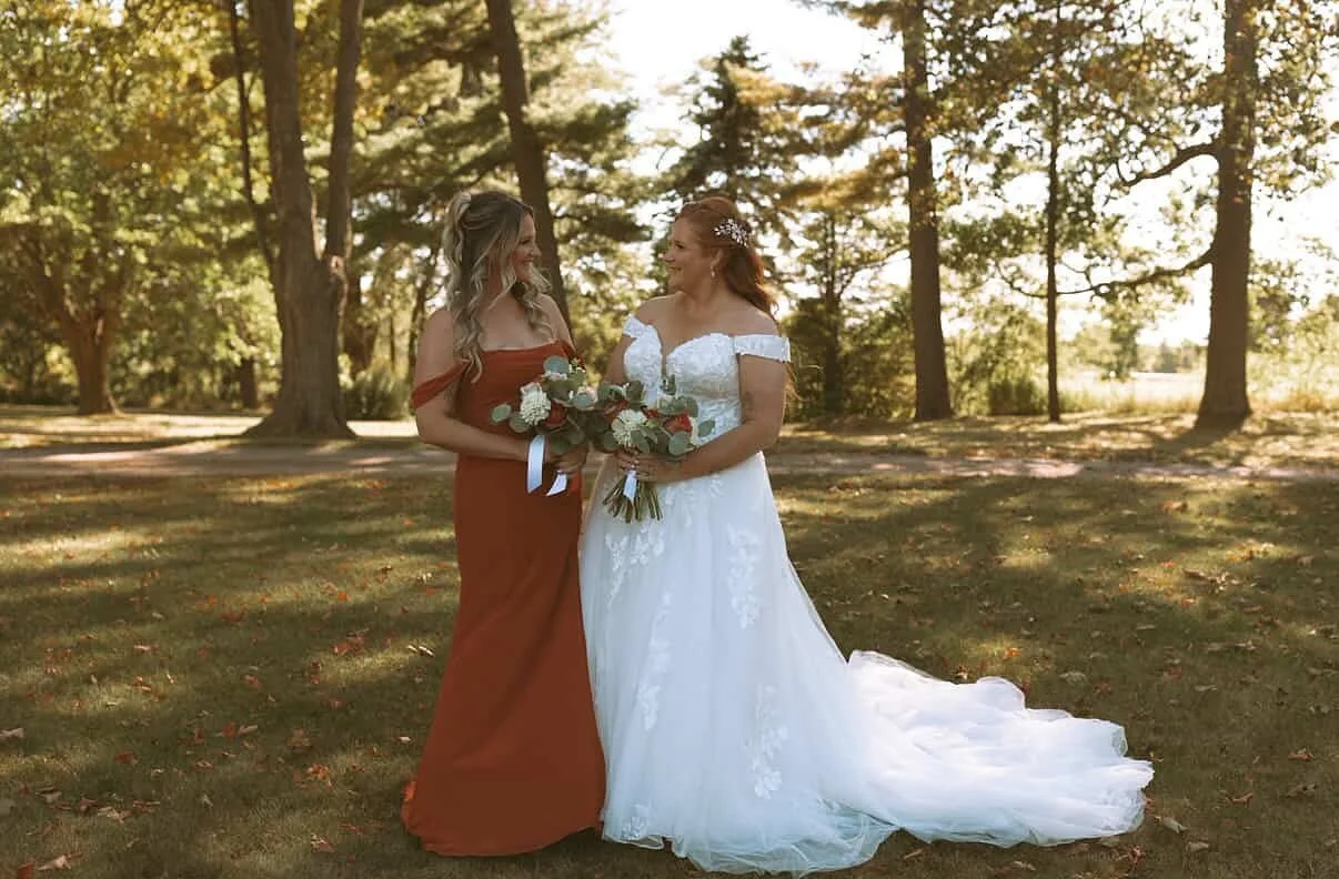 A bride and her bestie in a beautiful fall spray tan 

@sashacooperphotography_
