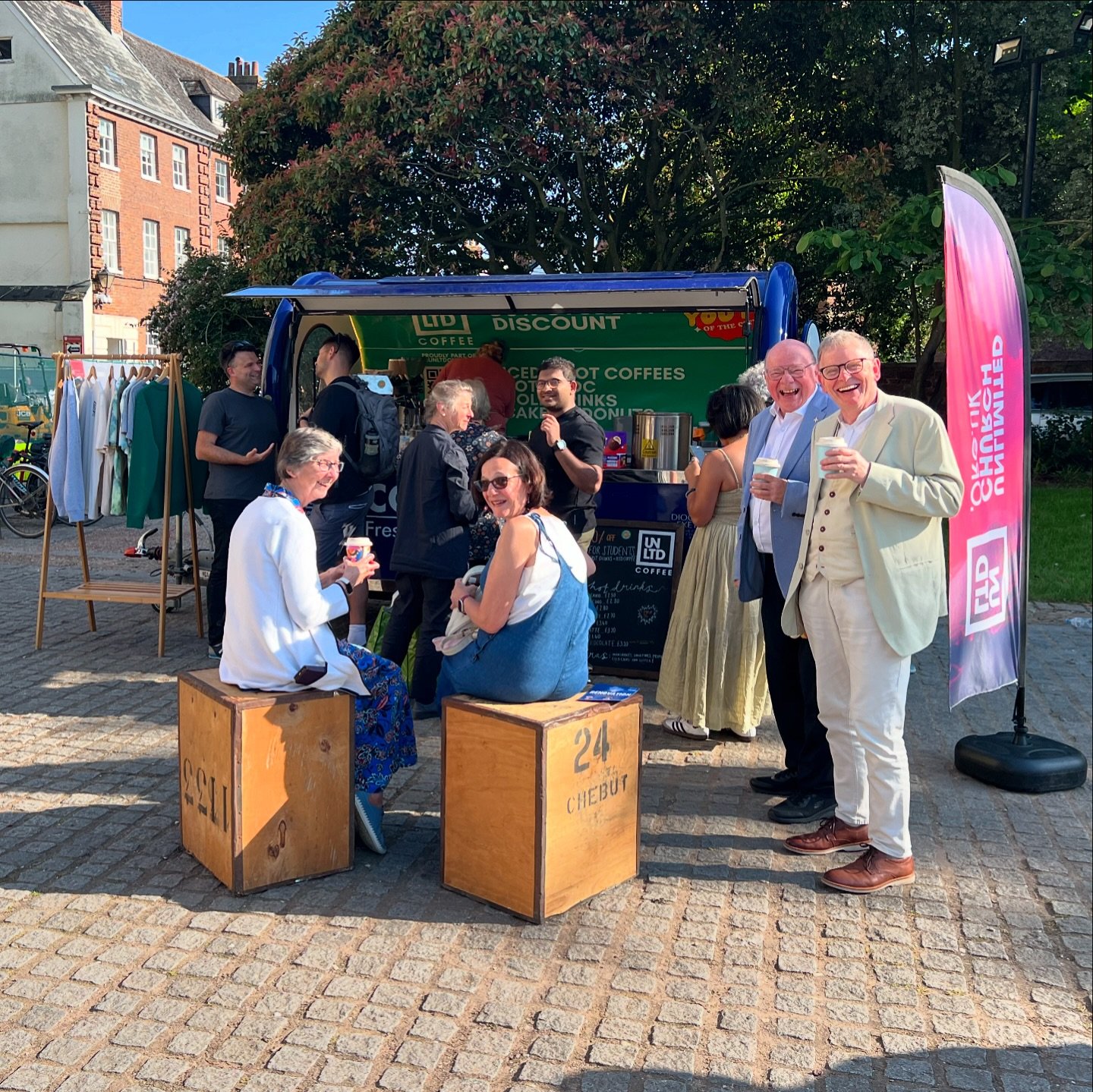 Last Sunday was sunshine and smiles! ☀️ Beautiful weather, incredible people, and the best coffee! ☕️

Such a joy to have served at the @cofedevon @thykingdomcomeprayer event and met so many wonderful people outside @exetercathedral. ✨

This week, we
