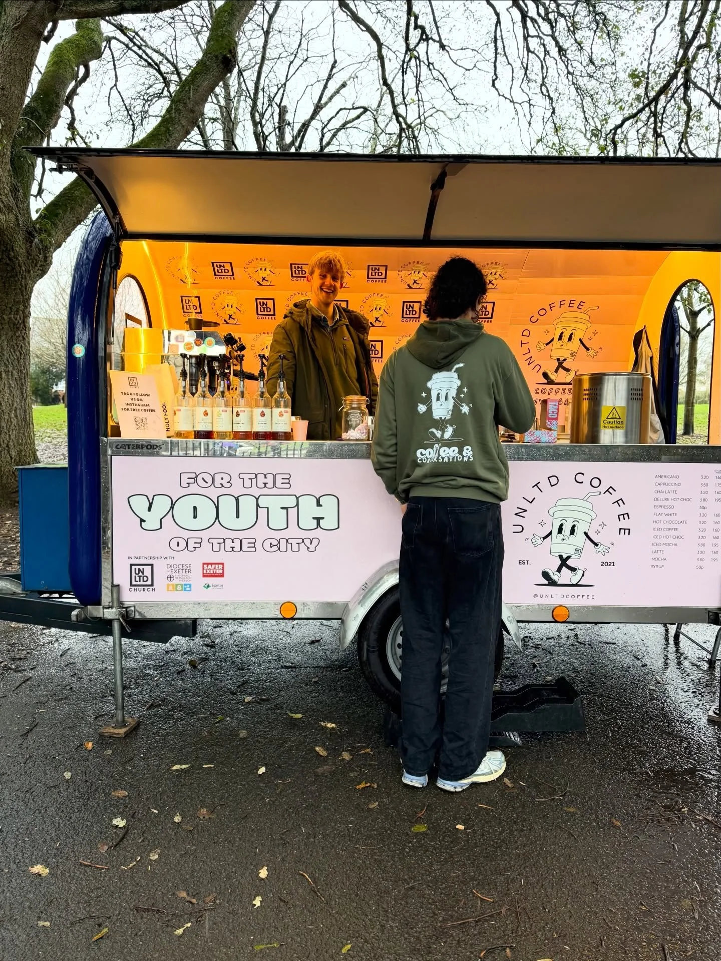 The rain has gone 🌤️
We&rsquo;re BACK.

See you in the park at lunchtime!! Can&rsquo;t wait ☕️

#CoffeeAndConversation