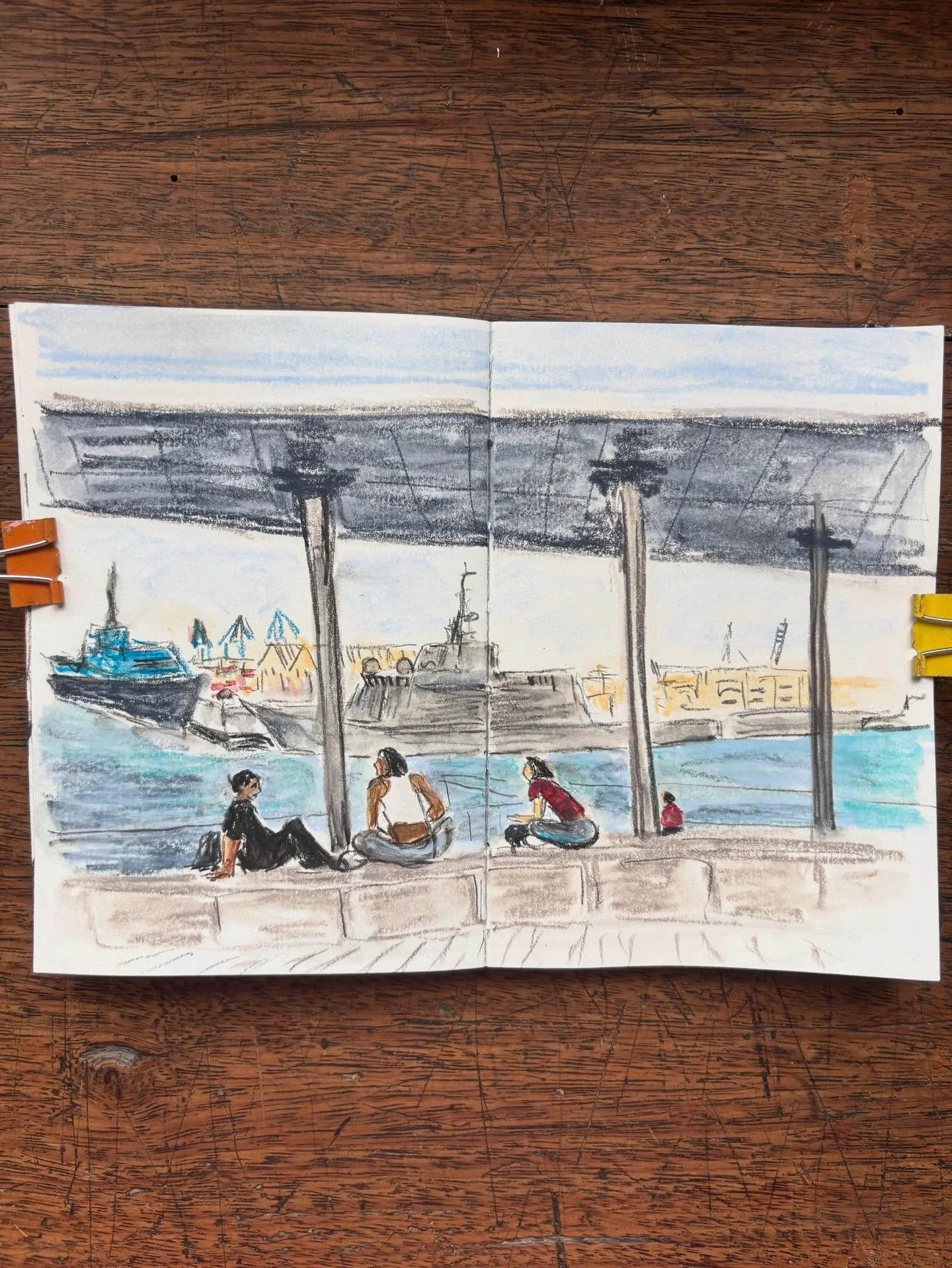 Doing my best to keep a regular sketchbook habit going after the #3materialsdrawingchallenge .. throwing in a #walktoseeonthemove .. although this was from@a pic I took when I was on the move with no time to stop and draw so not sure if that counts!!