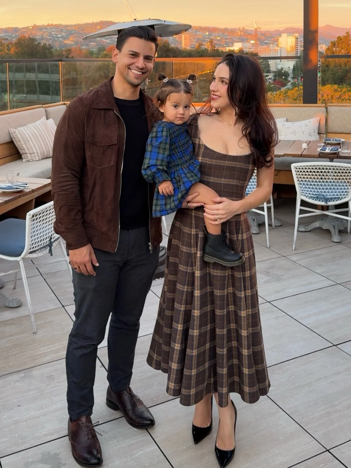 Grateful for not having to make dinner + clean up two days before moving and for this dress for cinching it all in after dinner 😅

In all seriousness, there&rsquo;s so much to be thankful for&mdash; especially as we transition to this new chapter of