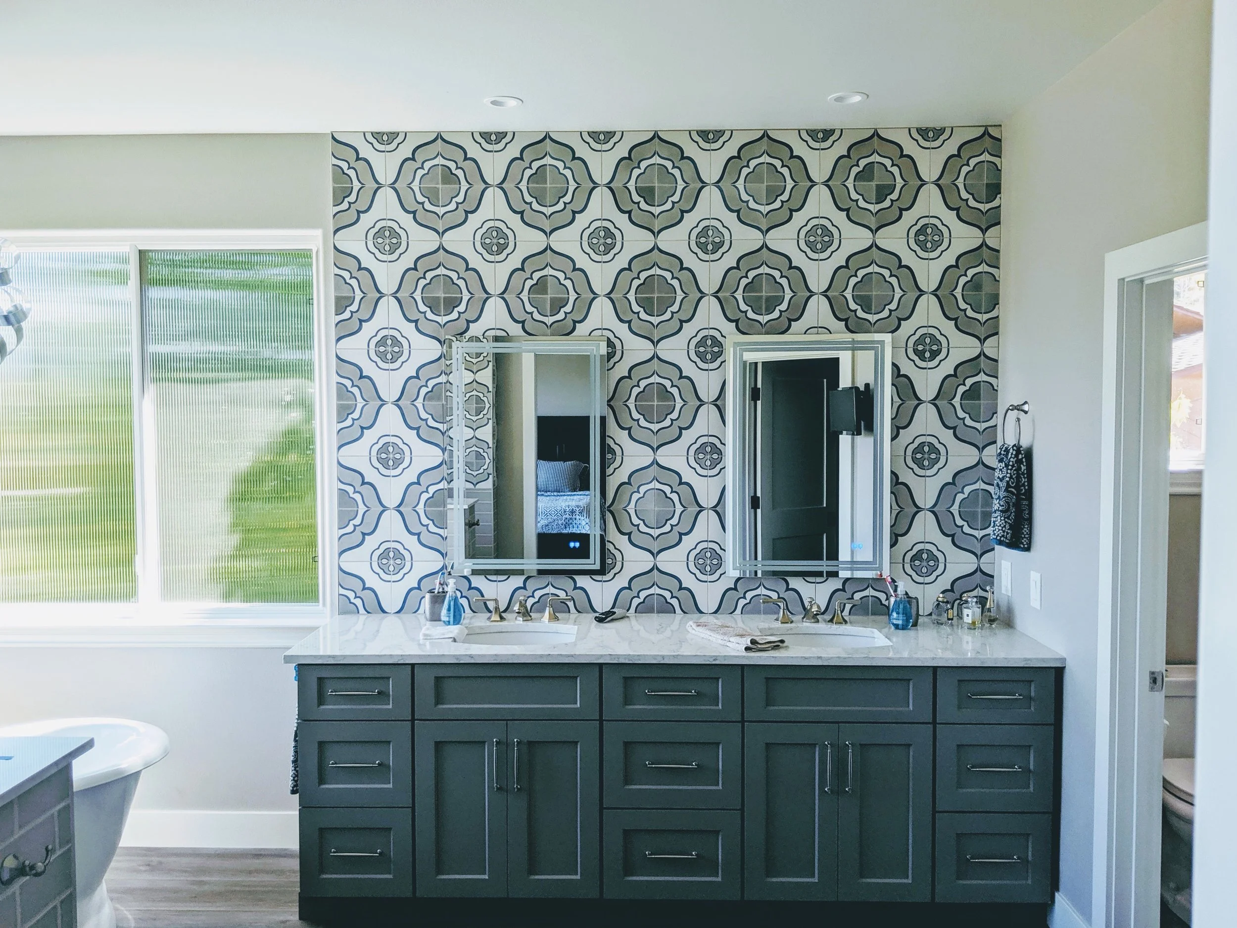 Cabinet Installation & Upgrades