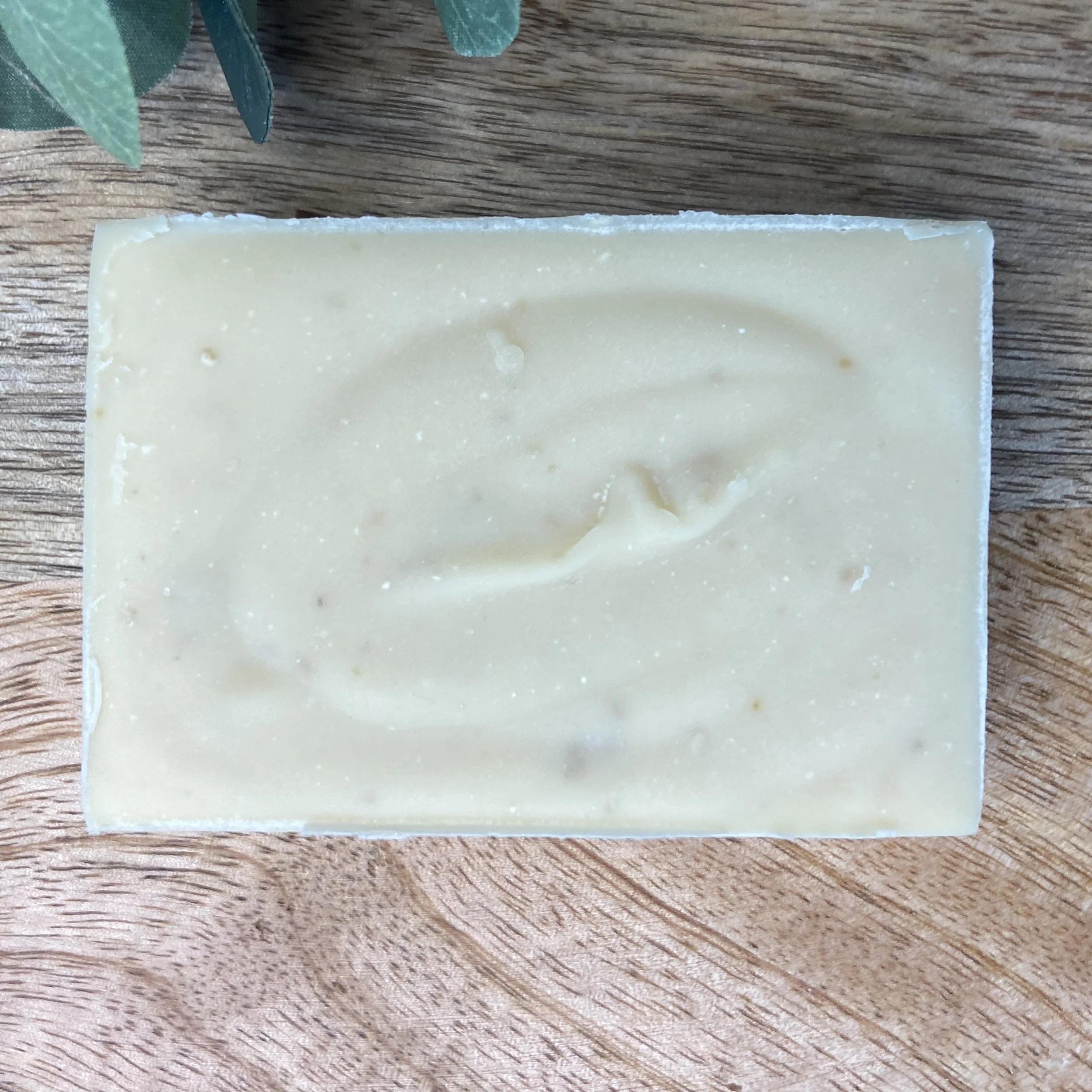 soap.honeyoatmeal.jpg