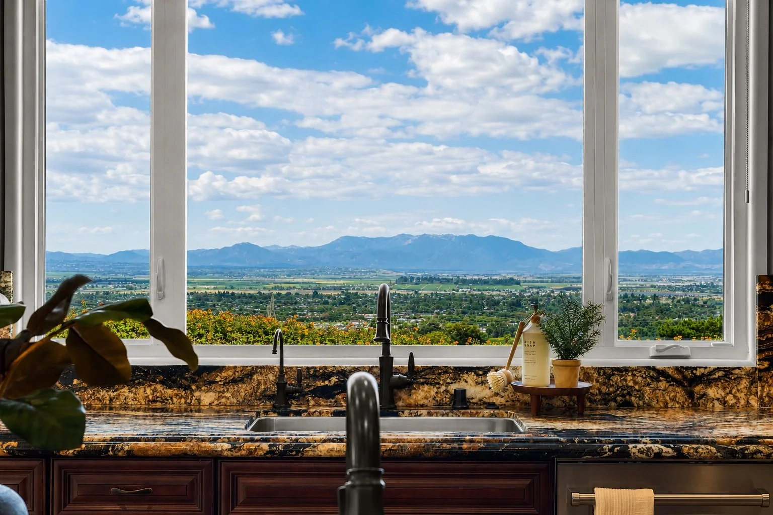 Kitchen View.jpg
