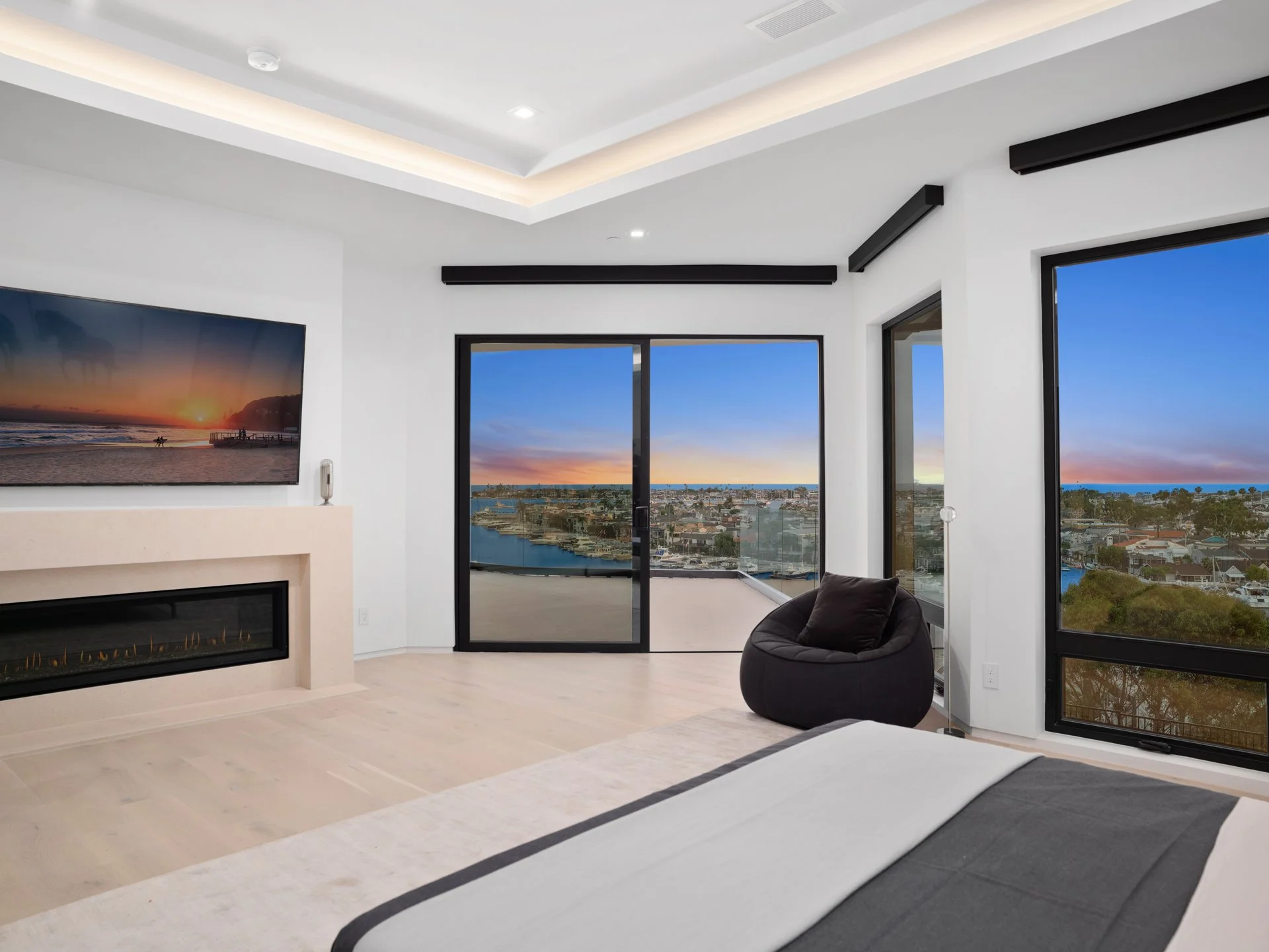 18. Master Bedroom - Evening.jpg