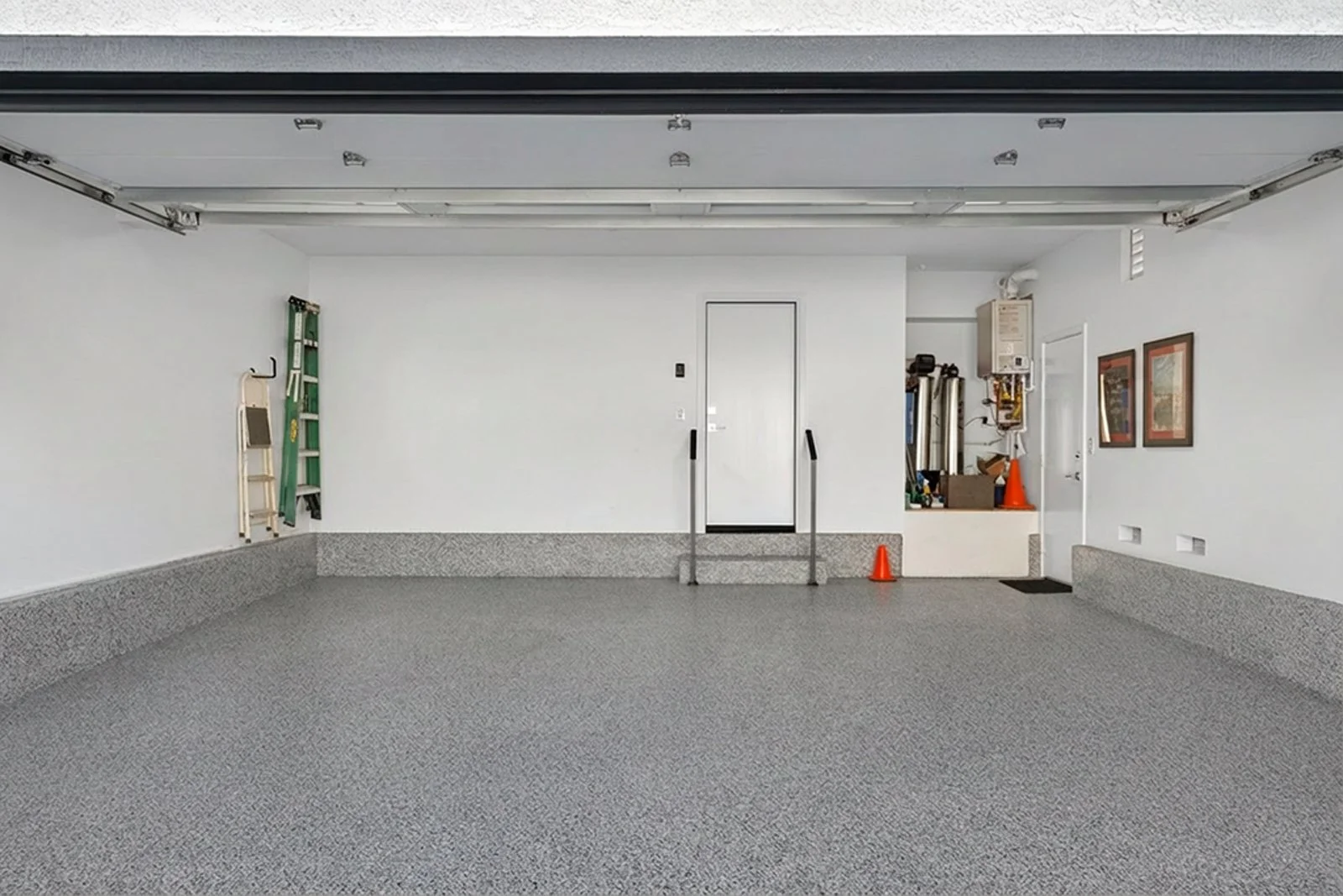 11 Santa Lucia_HighRes115.jpg