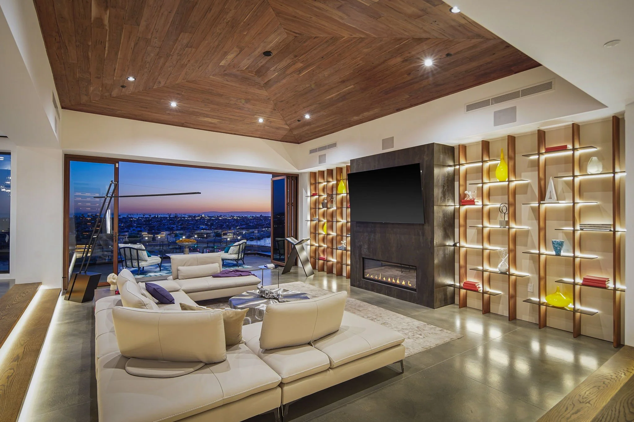 1215 Dolphn Terrace-90.jpg