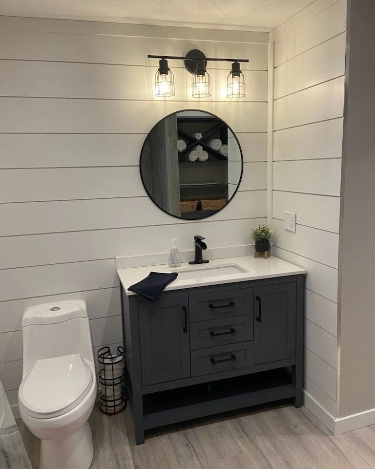We love Bathroom Renos! Here is a recent one we finished up in Collingwood. 

Contact for a free quote today!

#plumbing 
#plumberlife 
#renovation 
#hardworkpaysoff
