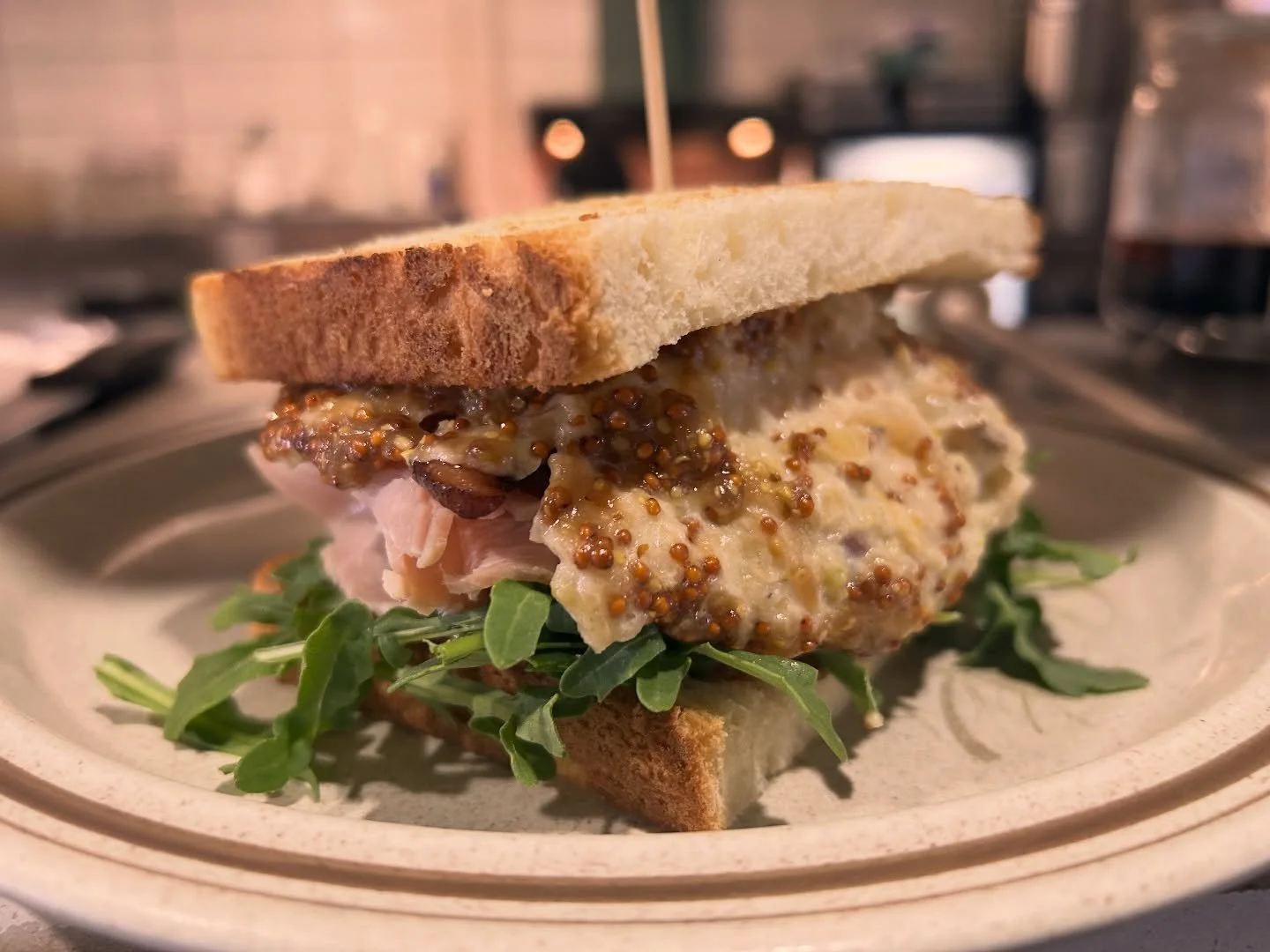 Feeling lucky?🍀
We got an Irish special on today 🔥
House Ham, carmalized onion &amp; stout grainy mustard, Colcannon potato spread (mashed potatoes &amp; cabbage), cheddar cheese and sliced smoked pork belly and arugula🌈🇮🇪