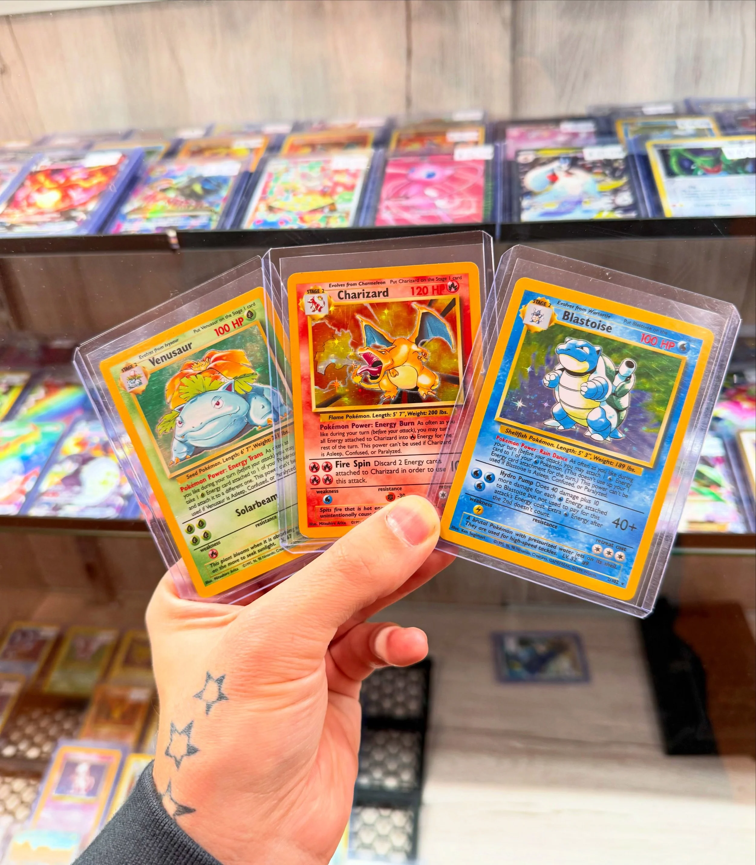 THE OG&rsquo;S vs MID ERA👀🔥

Who wins, Vintage or XY era?? 

#pokemon #tcg #charizard #blastoise #venasaur