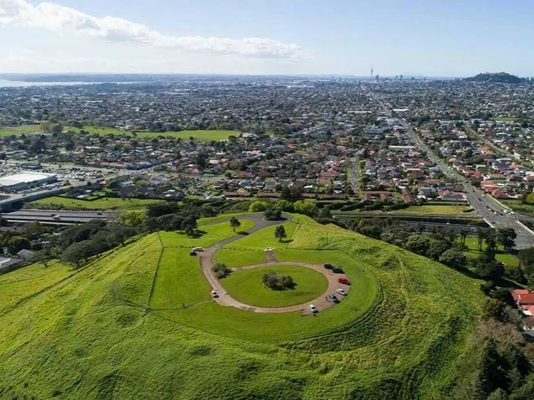 MT ROSKILL