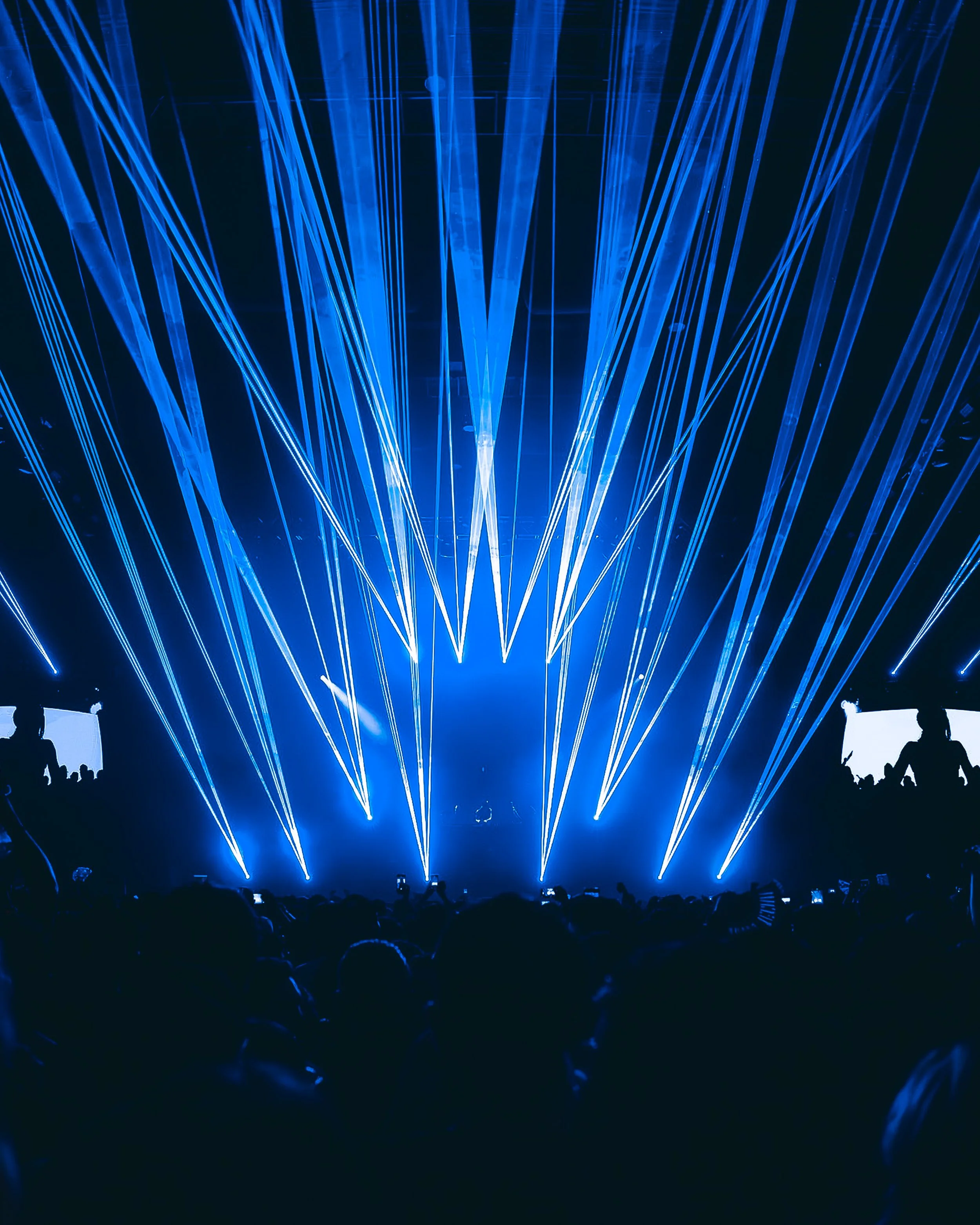 Sara Landry Pepsi Center Mexico City Laser Design & Programming by Timeless Design
