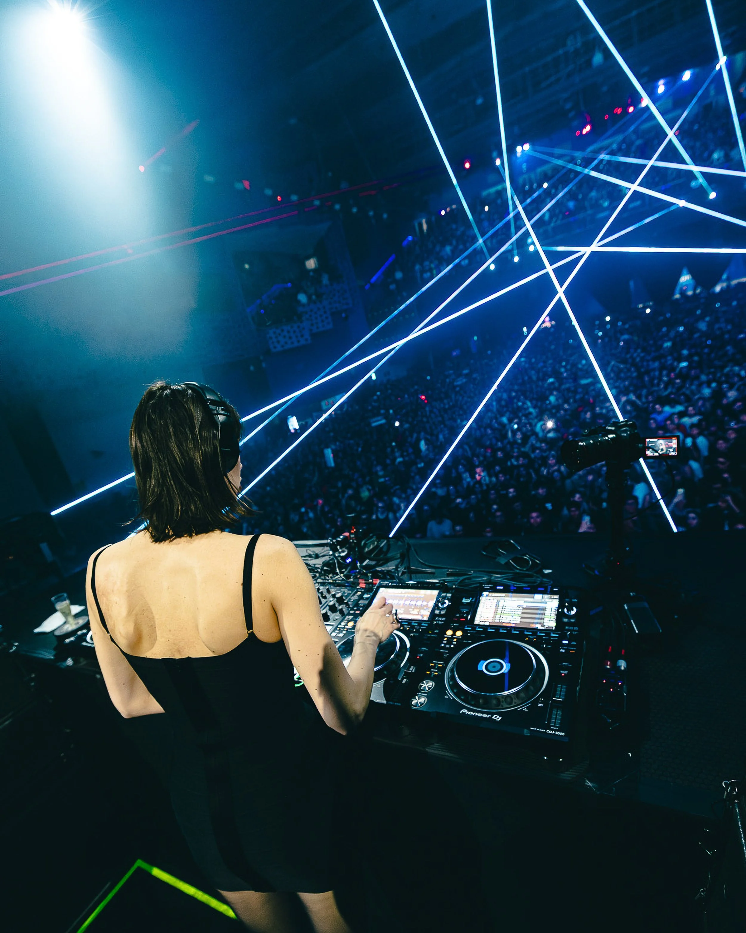 Sara Landry Pepsi Center Mexico City Laser Design & Programming by Timeless Design