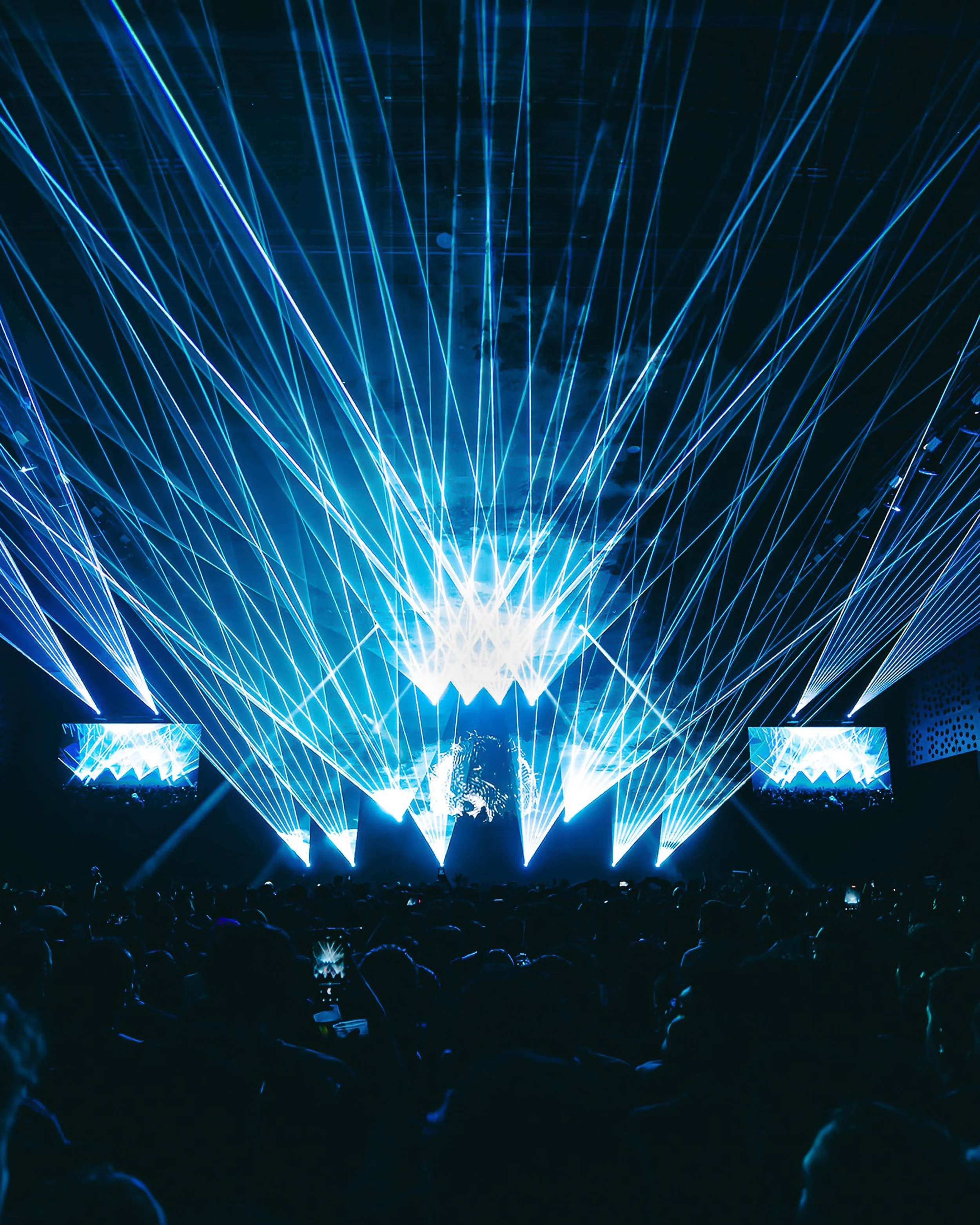 Sara Landry Pepsi Center Mexico City Laser Design & Programming by Timeless Design