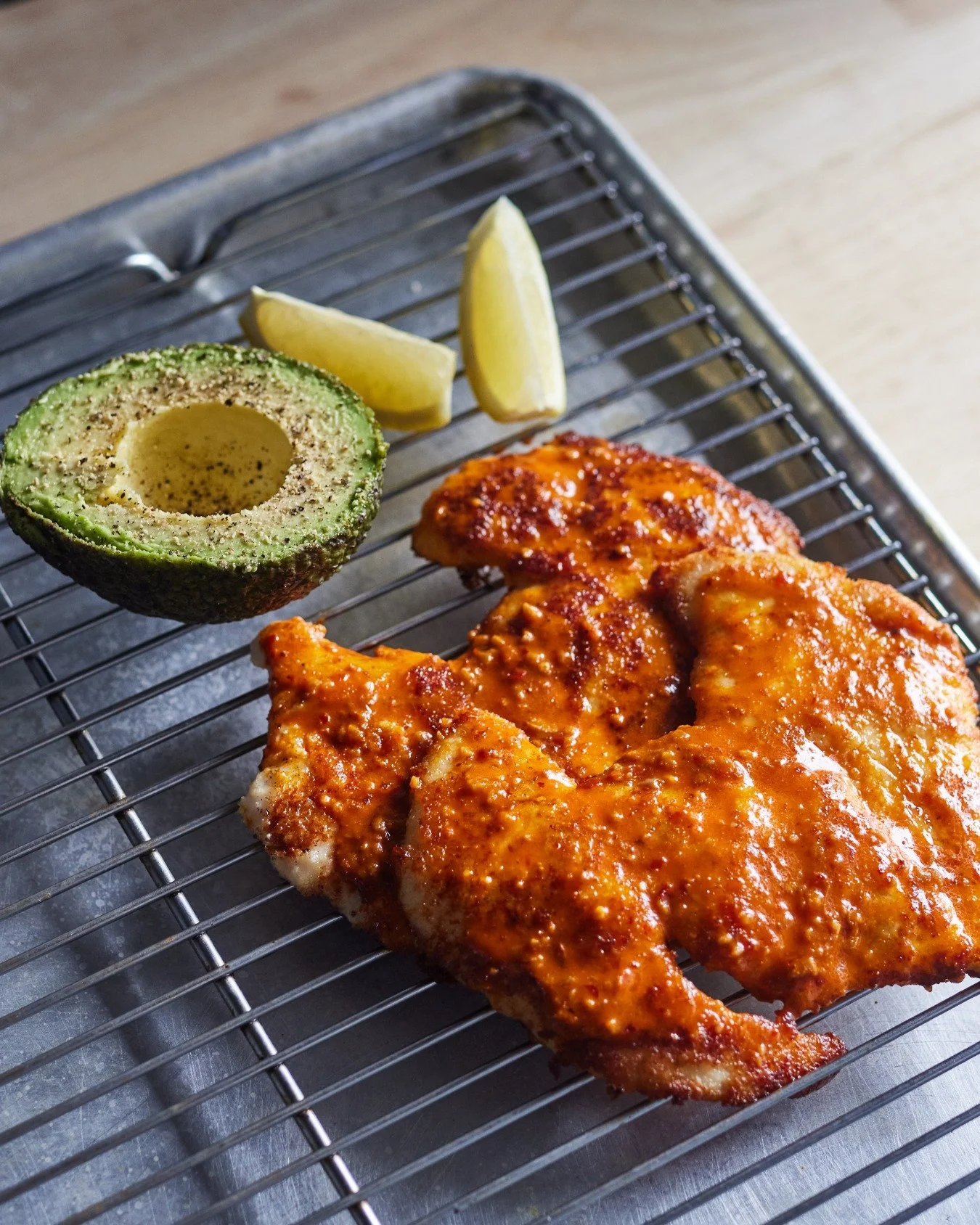Juicy grilled chicken, marinated in our house blend peri-peri sauce, with creamy avo and a squeeze of lemon&hellip; perfection on a plate. 🍗🥑🍋 Who&rsquo;s drooling already? #FreshFromChook #Chookalicious #GymJunkie