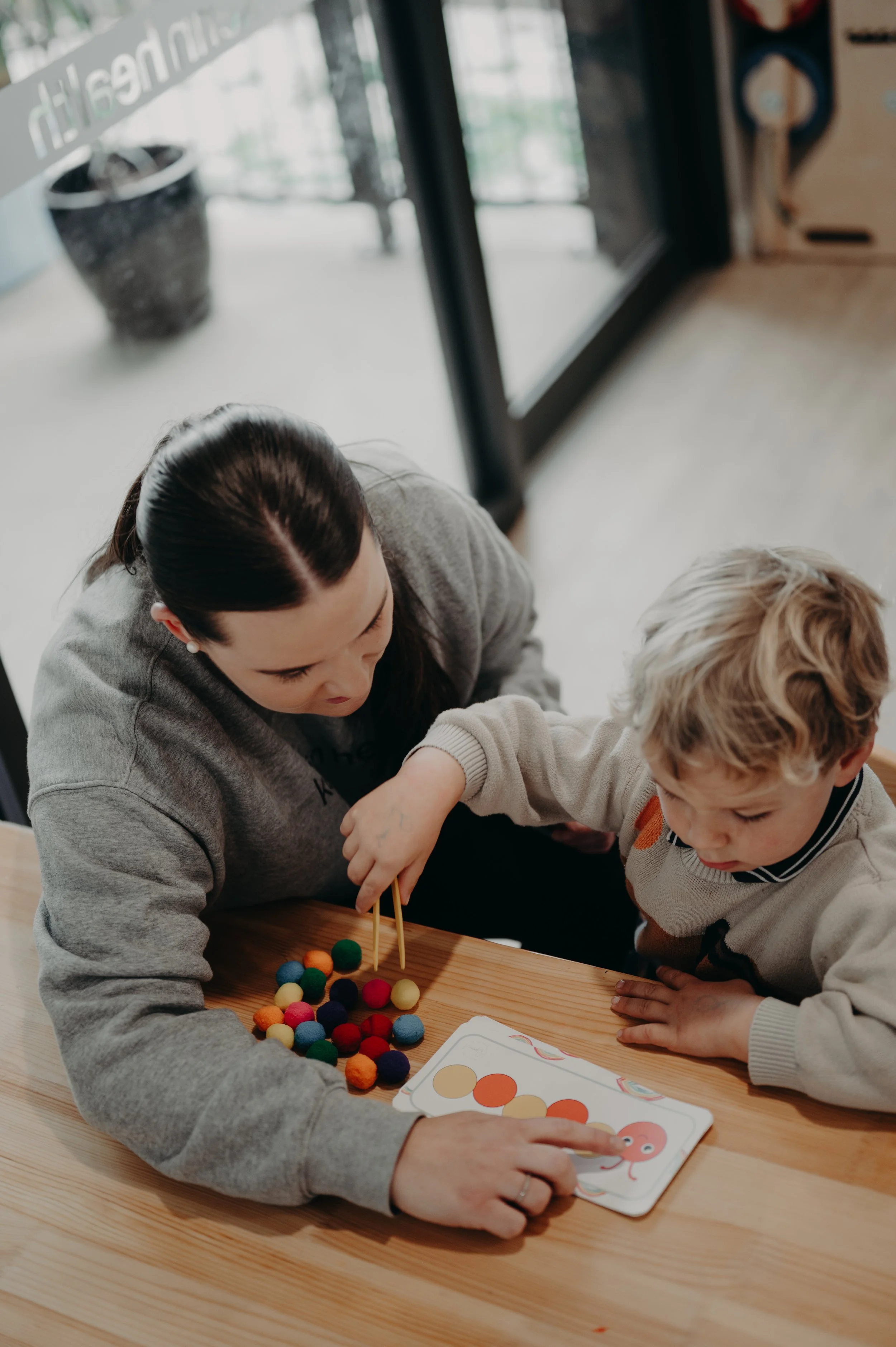 Occupational Therapy occupational therapist with paediatric child client motor skills fine motor skills parkes nsw