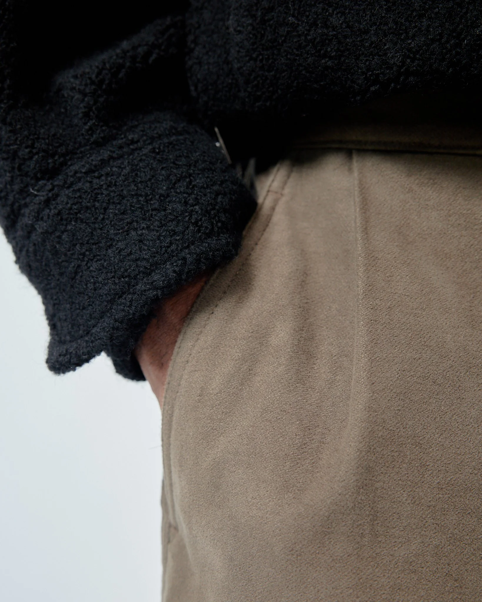 Commute Pant Olive_POCKET