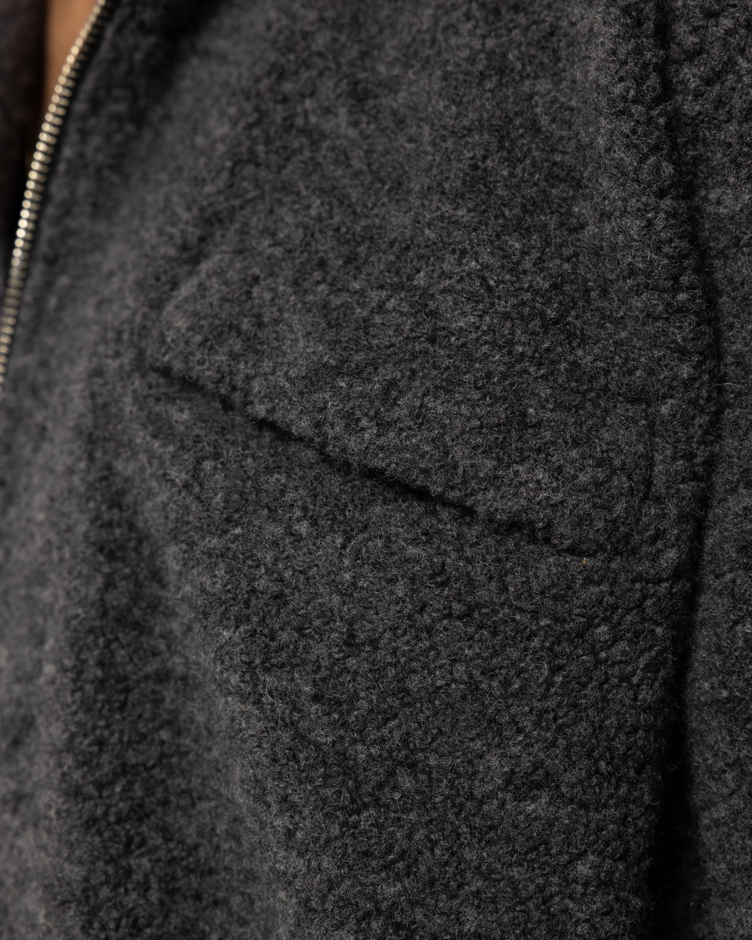 TravelerHalfZip_DarkGrey_CHESTPOCKET.jpg