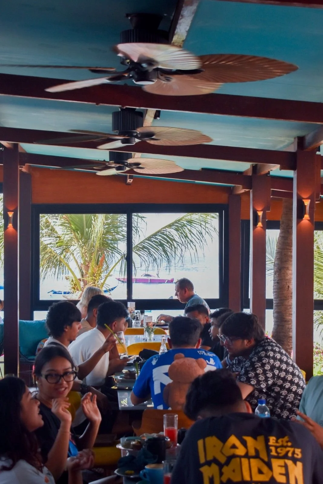 Spacious indoor area at Pesona Lounge Gili Trawanga