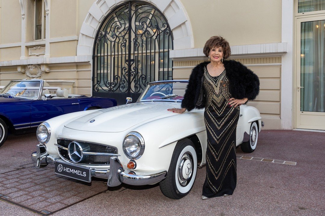 'Carnaby Street' class exhibits have been unveiled at the @london_concours, the summer's most anticipated #event. Here, on the historic grounds of the Honourable Artillery Company, we may relive the thrill and optimism of the 'Swinging Sixties' in Br