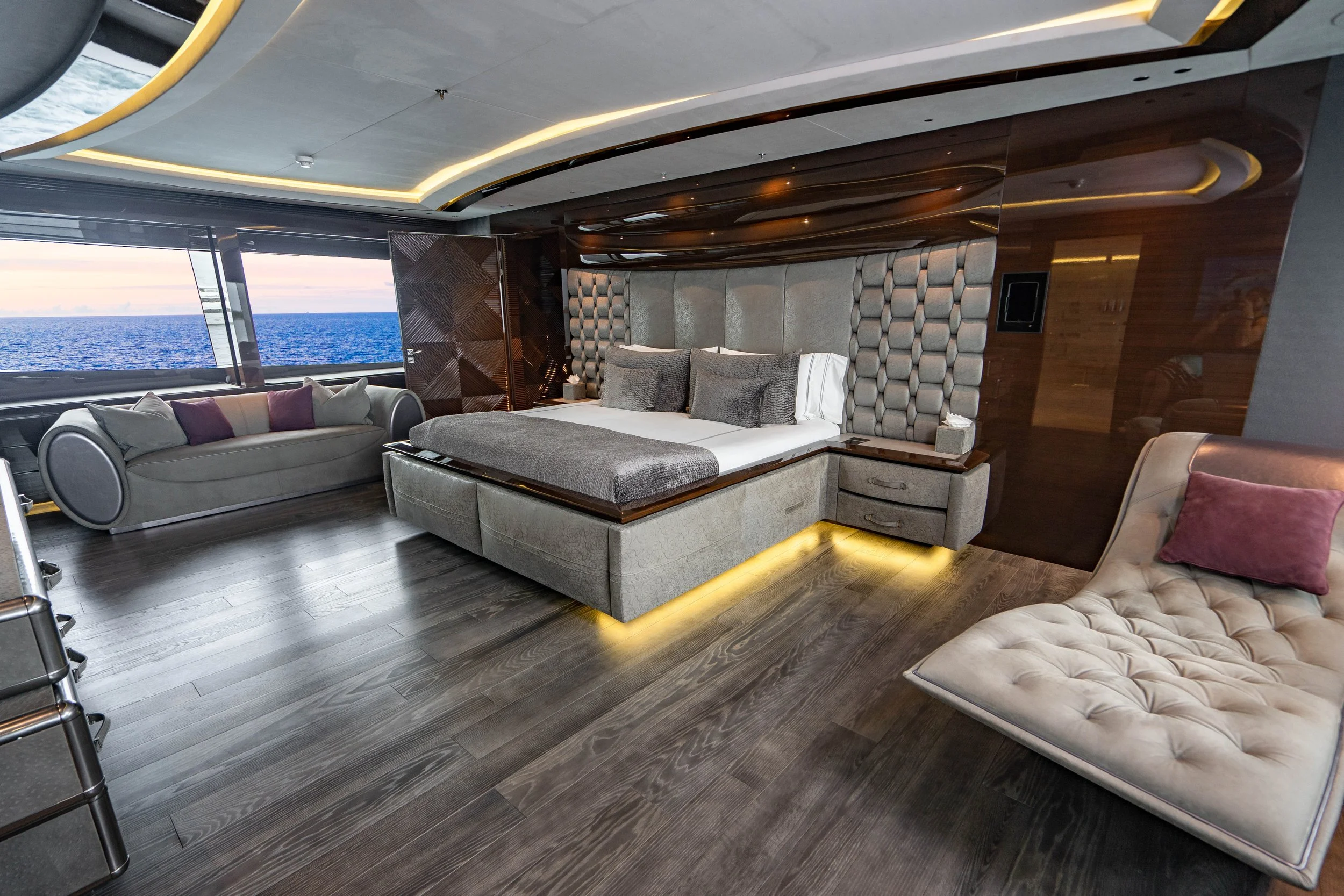 013_BABA'S_Master Stateroom.jpg
