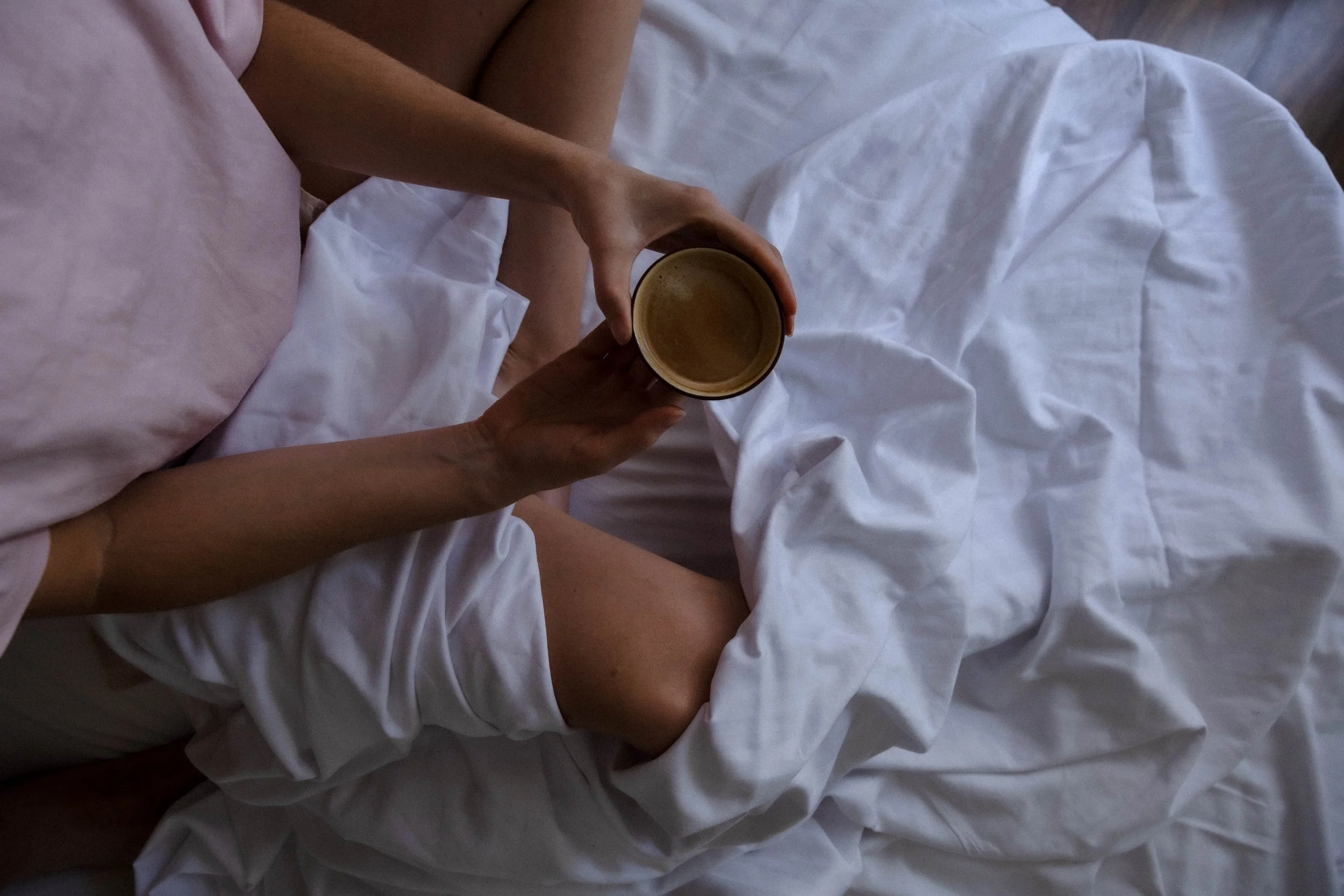 How to Nourish Your Feminine Energy With the Moon