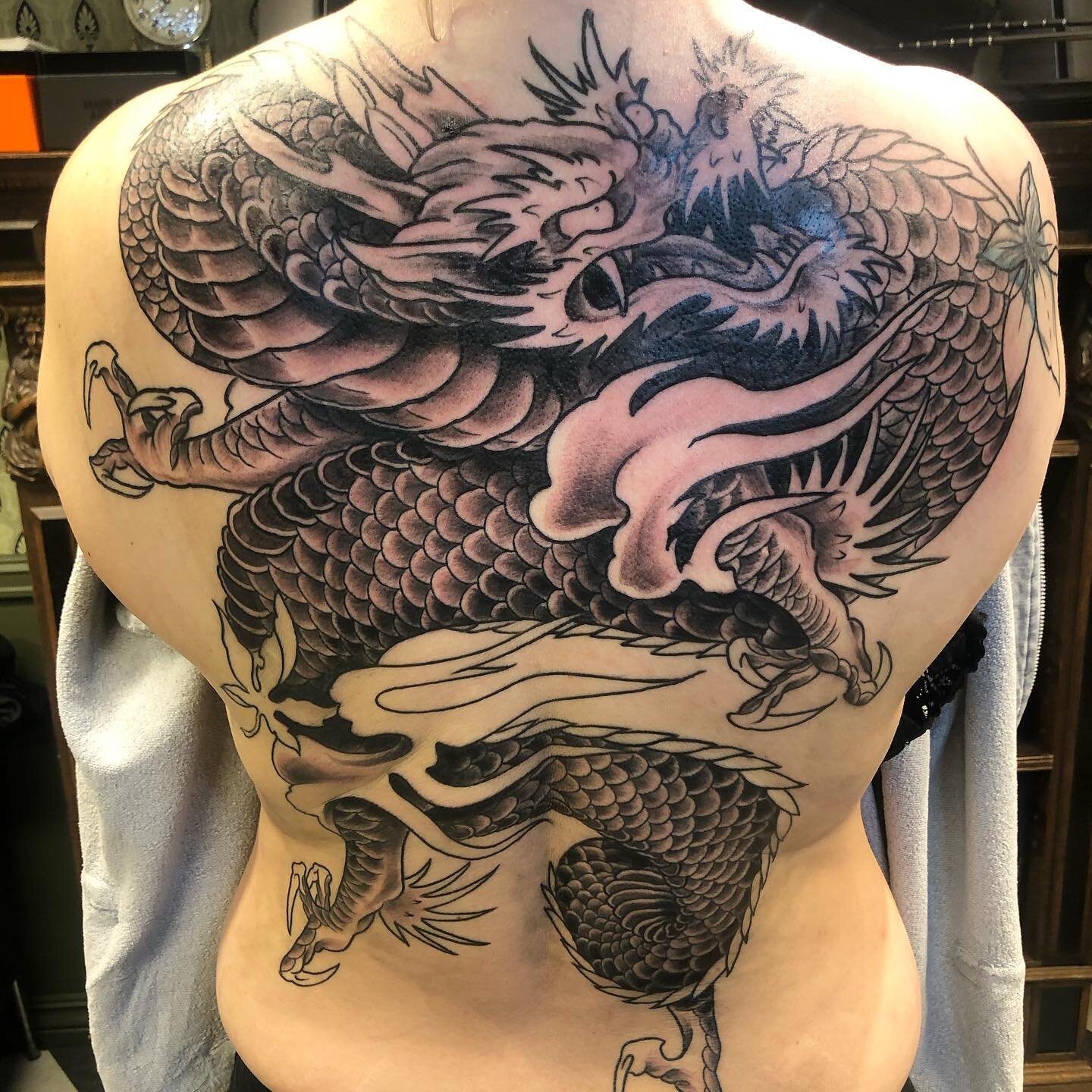 Started shading on this one. Still a bit to go, but we&rsquo;re getting there. Thanks for the trust!

Done at @letsbuzztattoo #letsbuzztattoo #bergen #Norway #tattoobergen #tatovering #norwegiantattooers  #ink #norwaytattoo #tattoo #tattooartist #tat