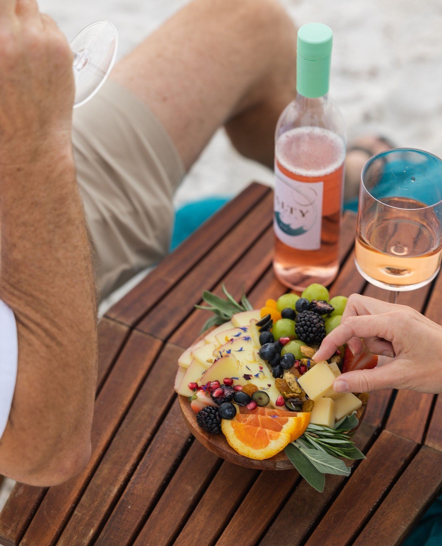 Some things just go together... like you &amp; me, @graze30a ⁠&amp; SALTY Ros&eacute; 💞⁠
⁠
⁠
🥂 Shop at saltybeverages.com ⁠
⁠
Beach-safe Ros&eacute; in a full-size, luxe plastic bottle | #sipsalty #winelover #30a #rosewine #floridalife #frenchwine 