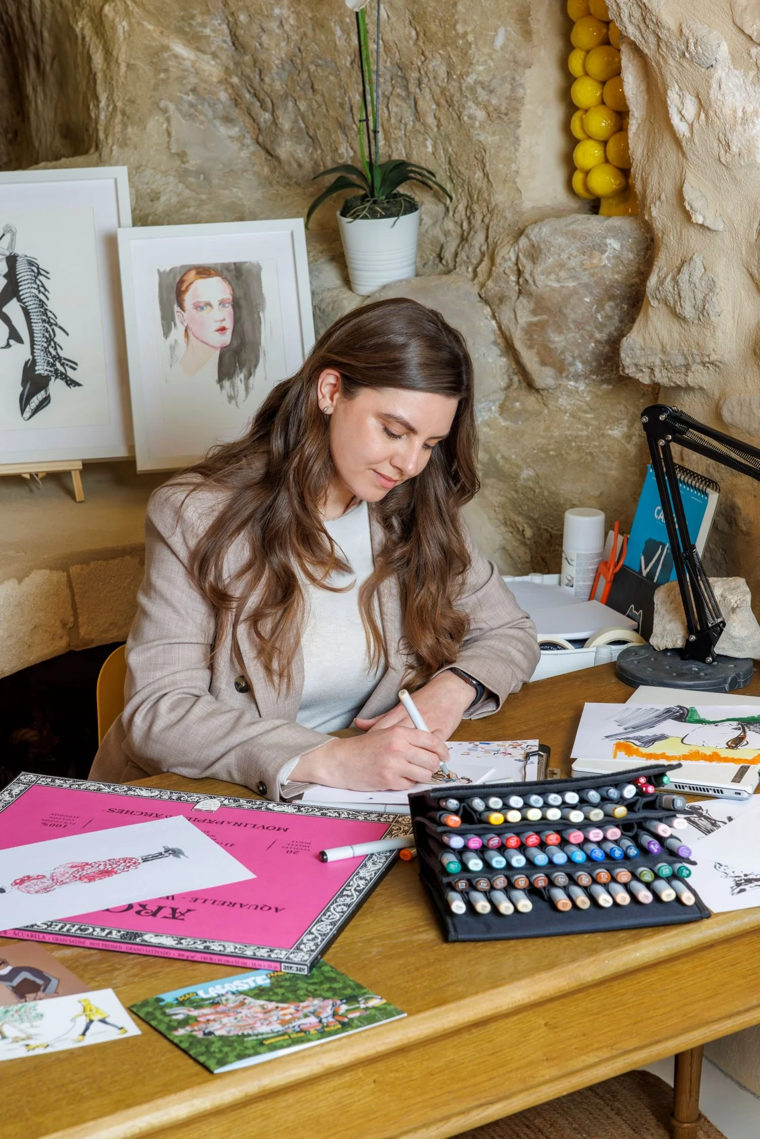 Anna Gusselnikova live illustrating in France