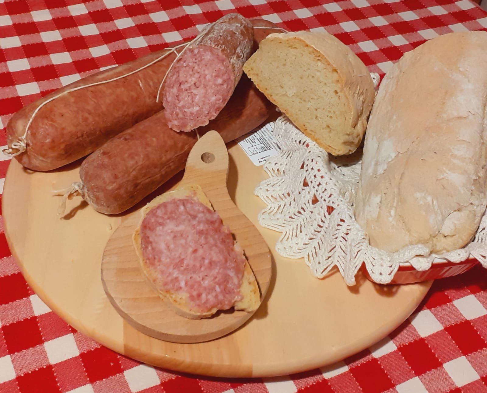 Salame-ciauscolo-h.jpeg