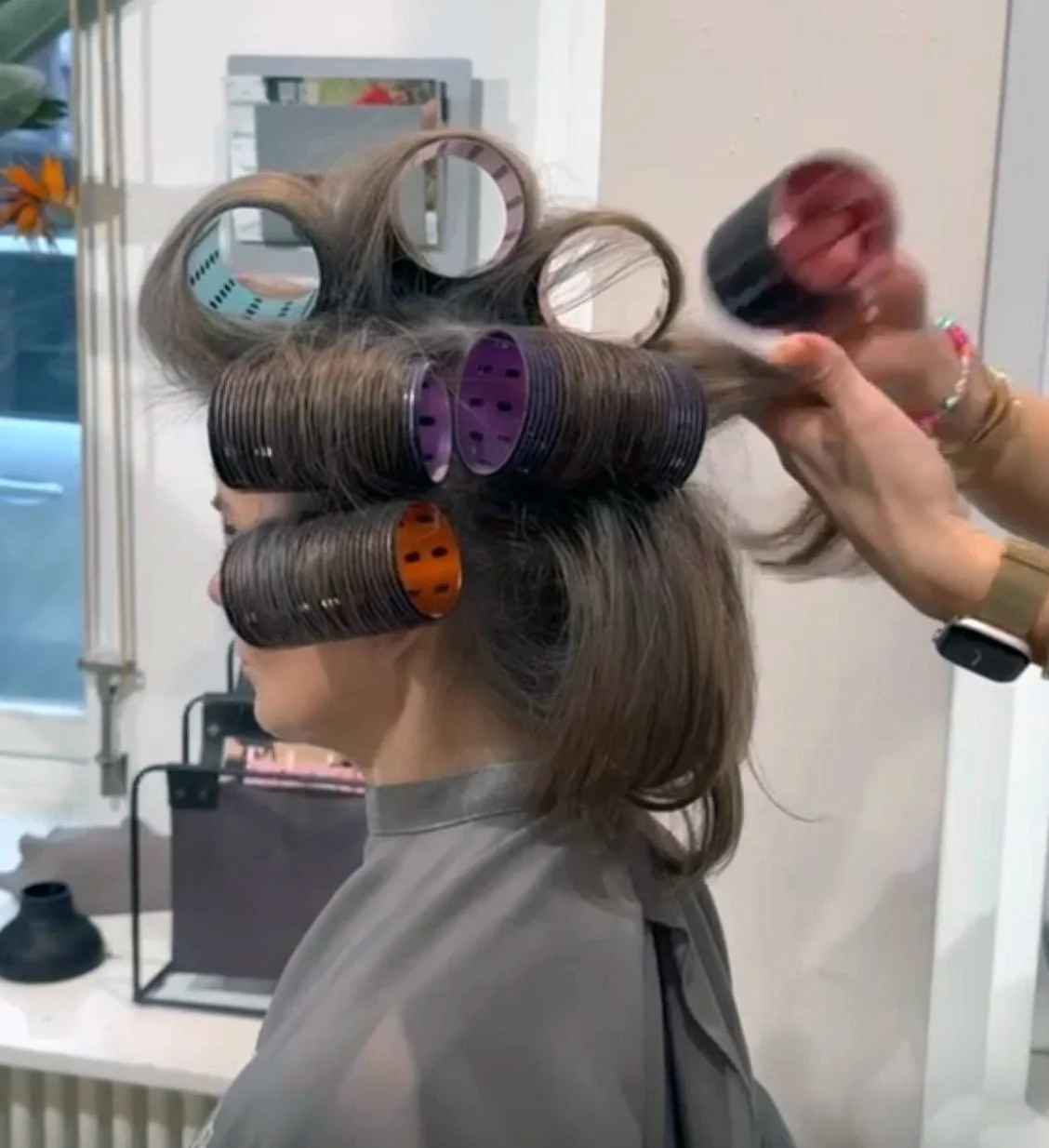 Foto of professional grey blending / french blending
