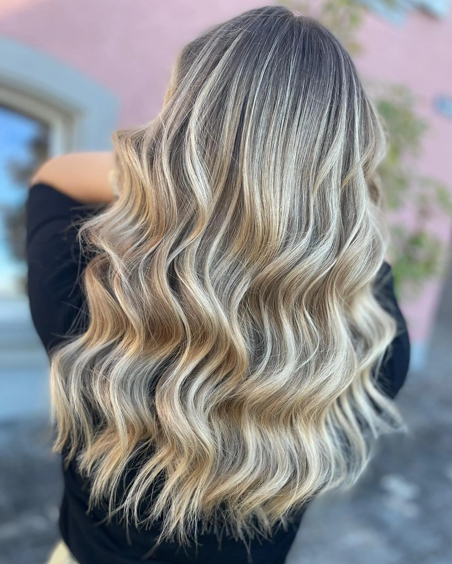 Photo of a professional balayage.
