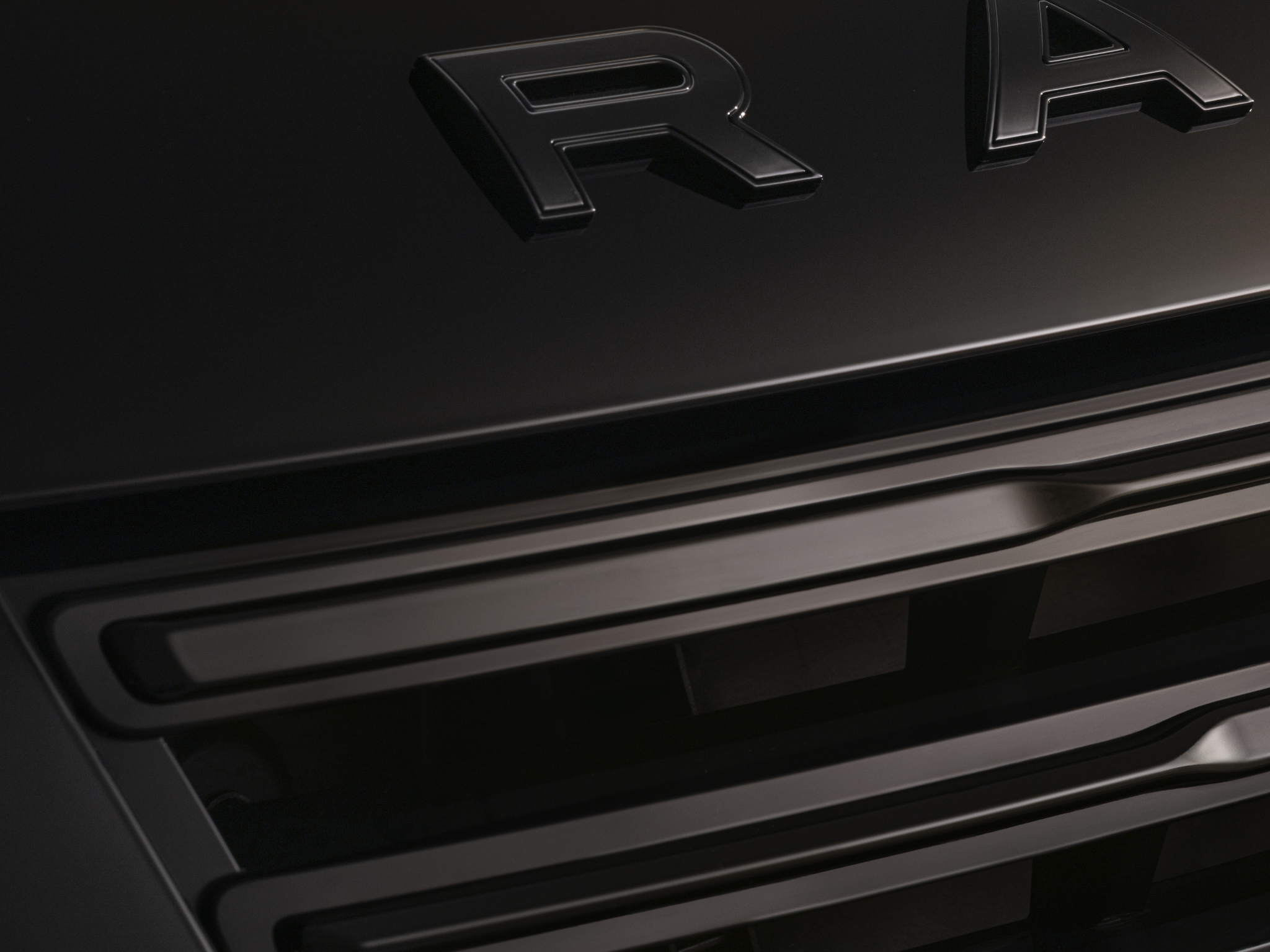 RANGE ROVER_photo 5_Website.png